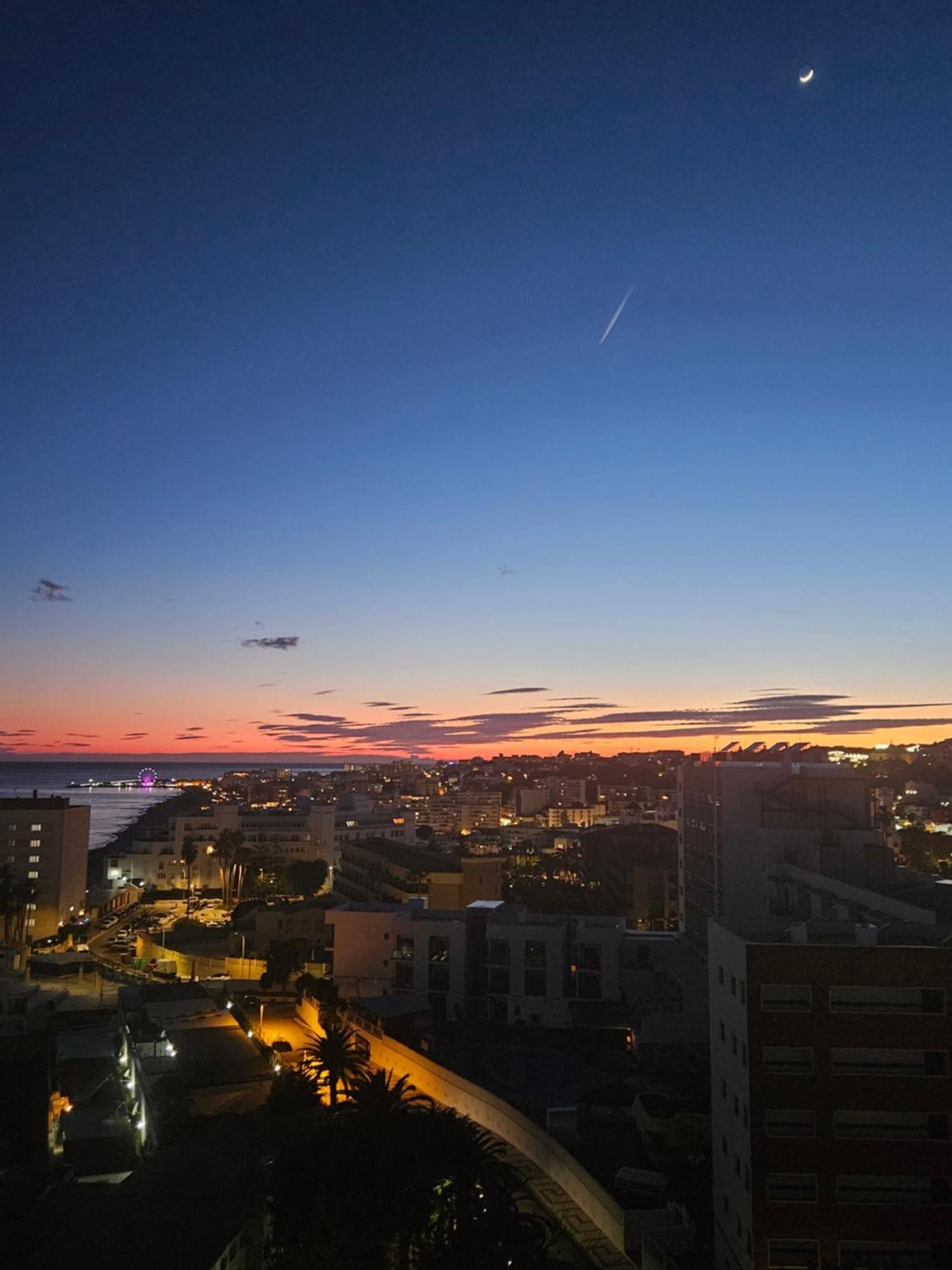 La Roca-mediterraneo Views, 8th Floor-new Kitchen- Pool- Parking-air Conditioning, Ceiling Fans & Free Wifi