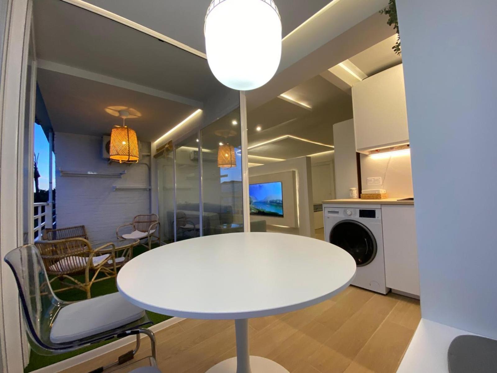Dream Of Light And The Door Apartment Torremolinos