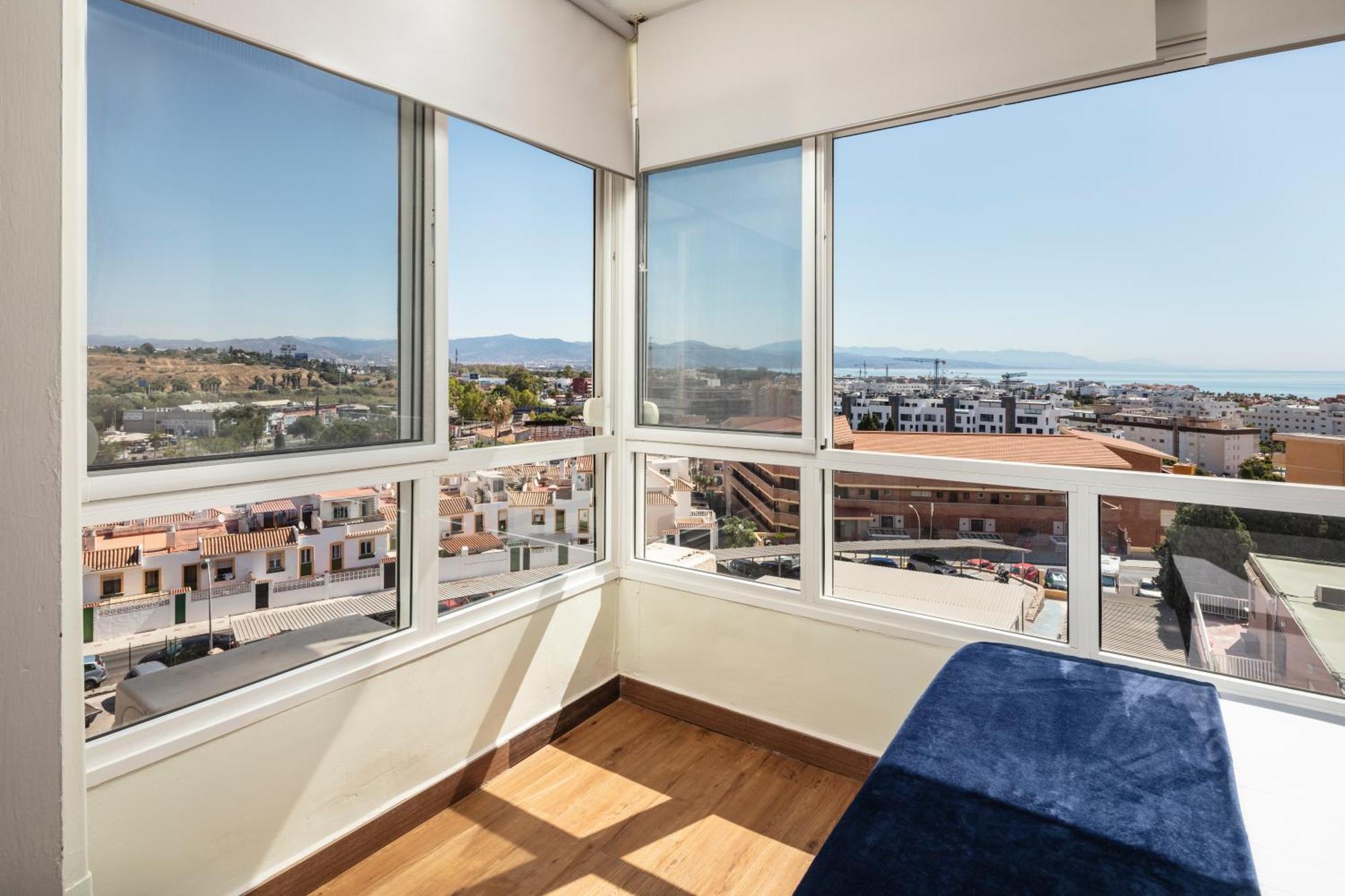 Col3 - Wifi, Smart Tv, Piscina, 900 Metros Playa, La Colina * Torremolinos