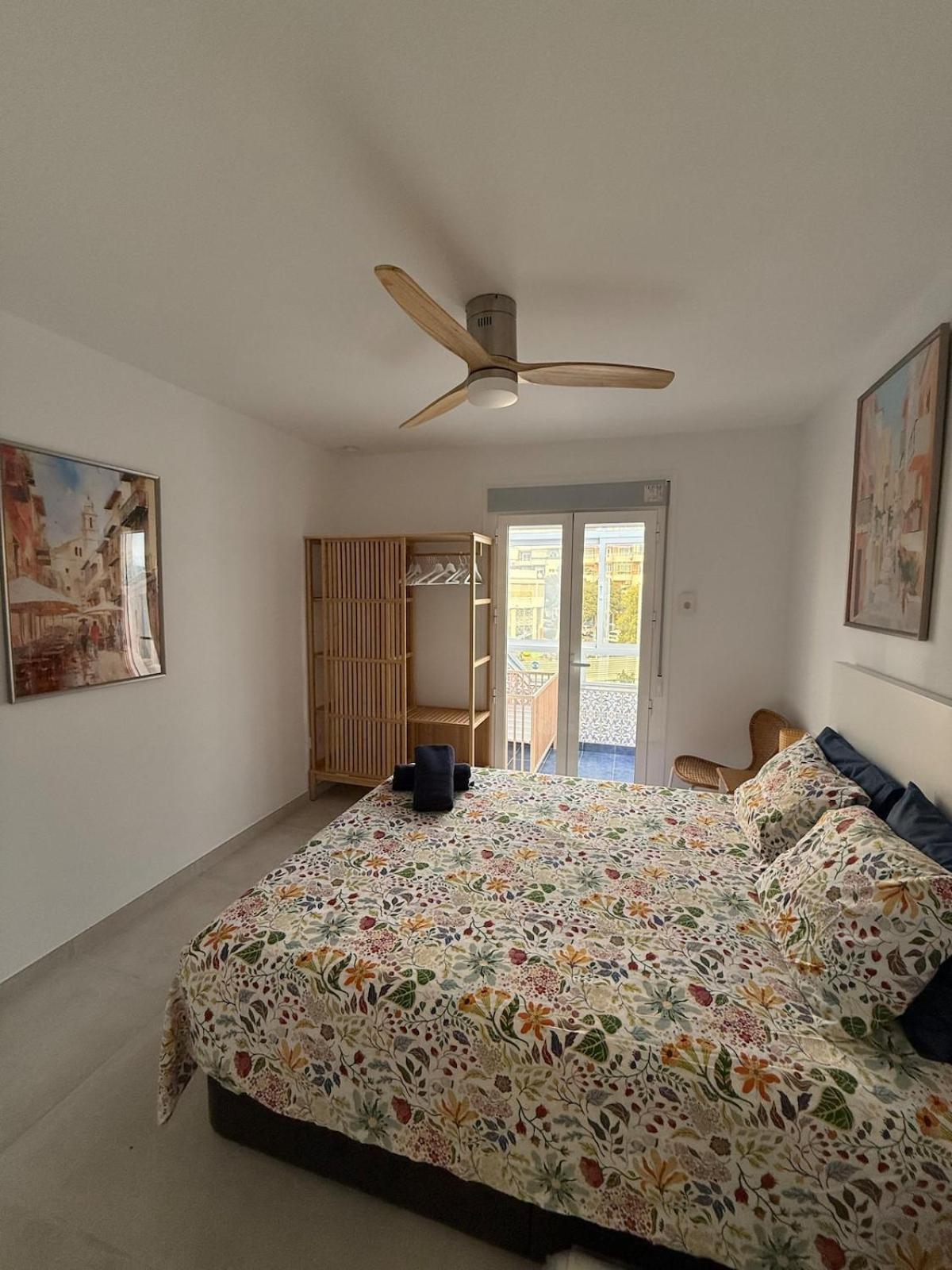 Comfortable Spacious Flat Near Station