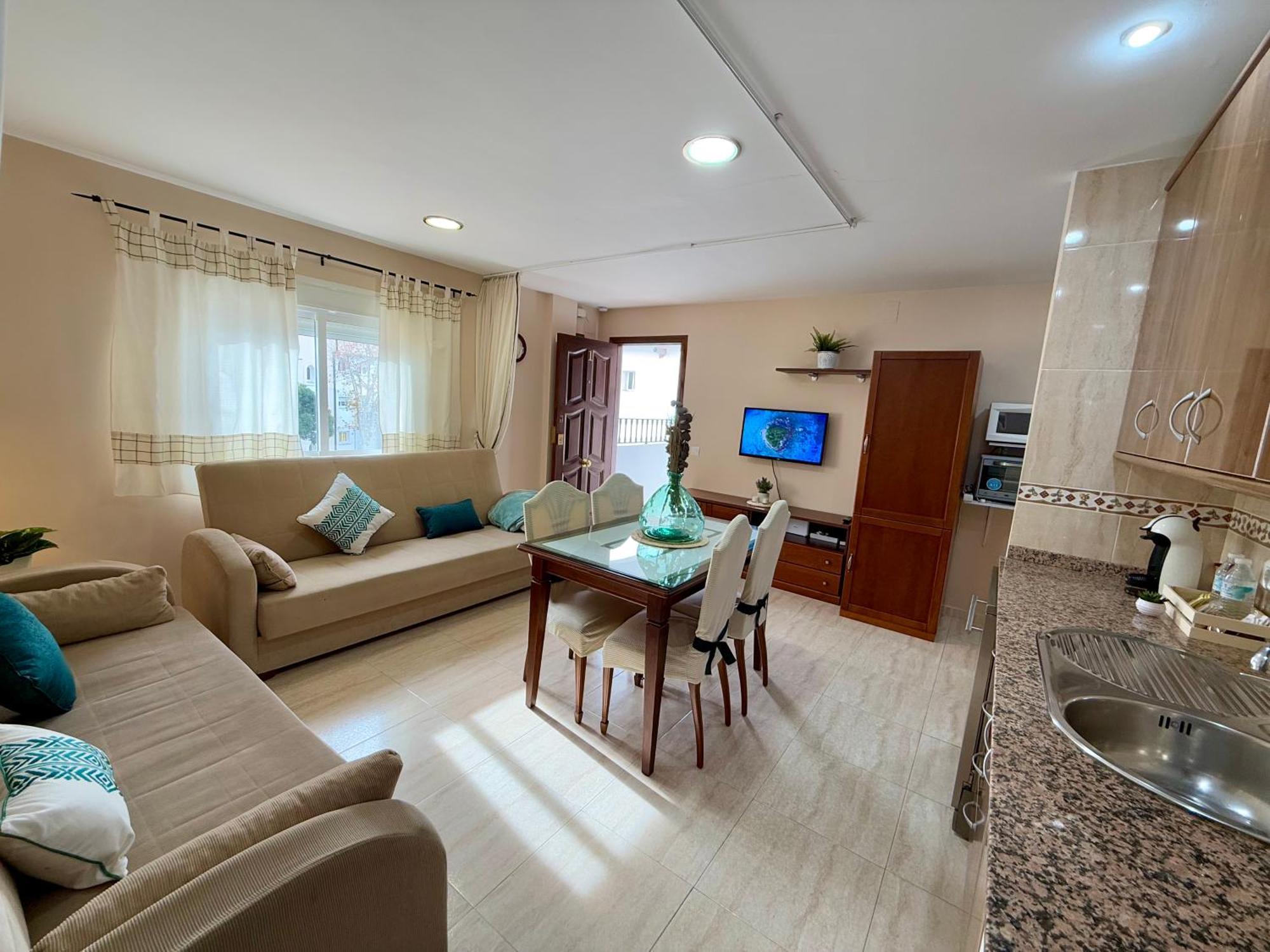 Charming Carihuela, Location Apartment *