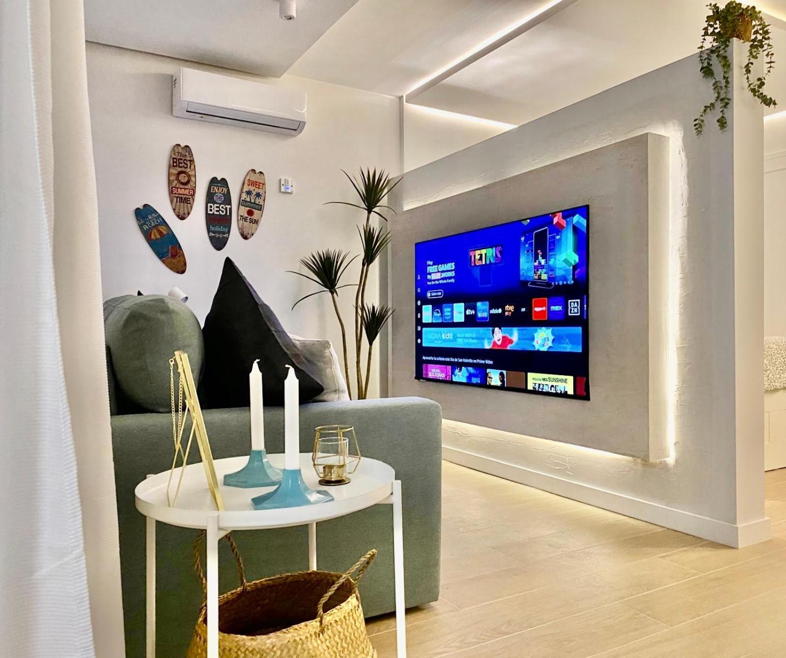 Dream Of Light And The Door Apartment Torremolinos