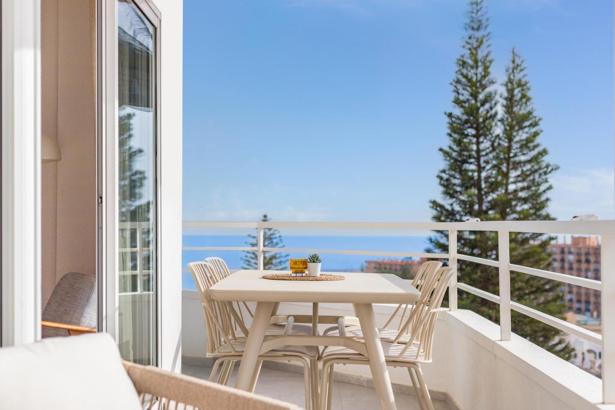 & Terrace Views By Ele Appartement
