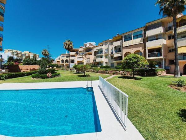 Apartment Erisa 1 A Dos Calles De La Playa! Torremolinos