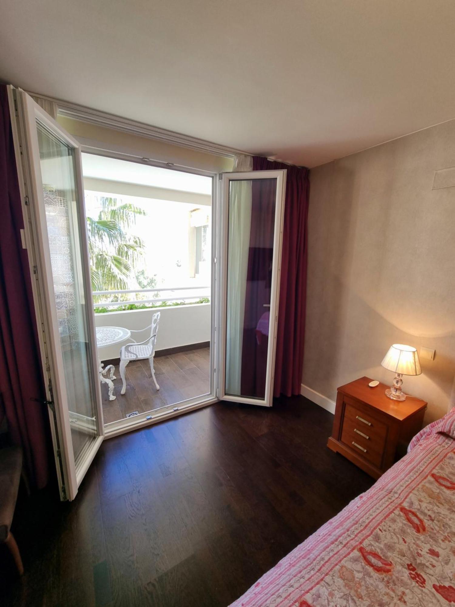 Appartement Luxury 2 Bedrooms In La Carihuela 20 Meters In From Of