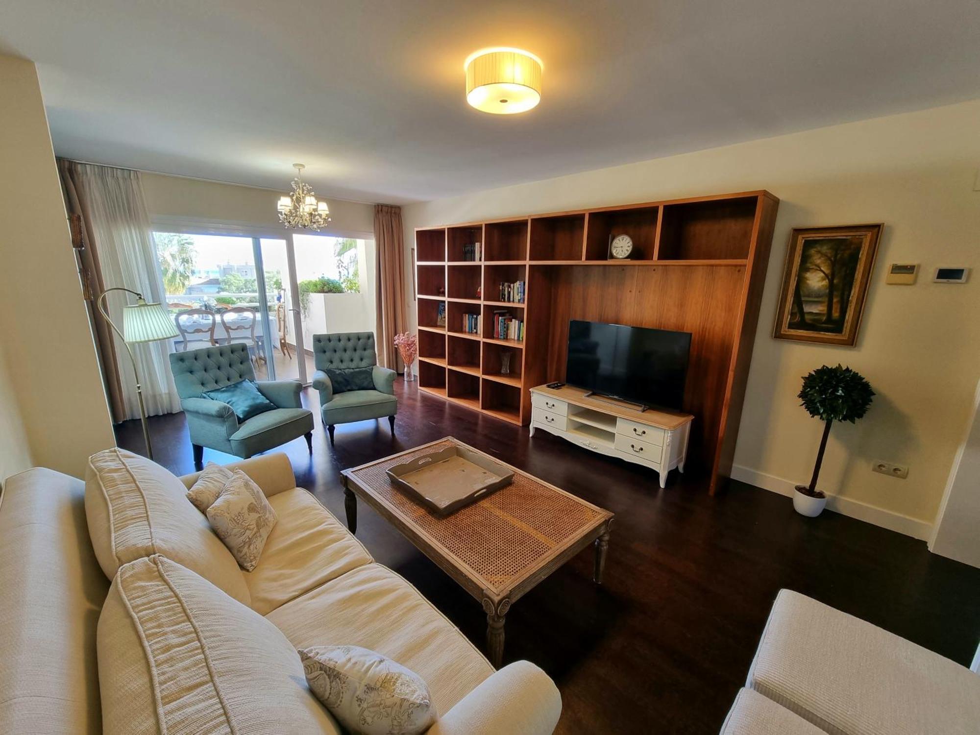 Luxury 2 Bedrooms In La Carihuela 20 Meters In From Of Appartement