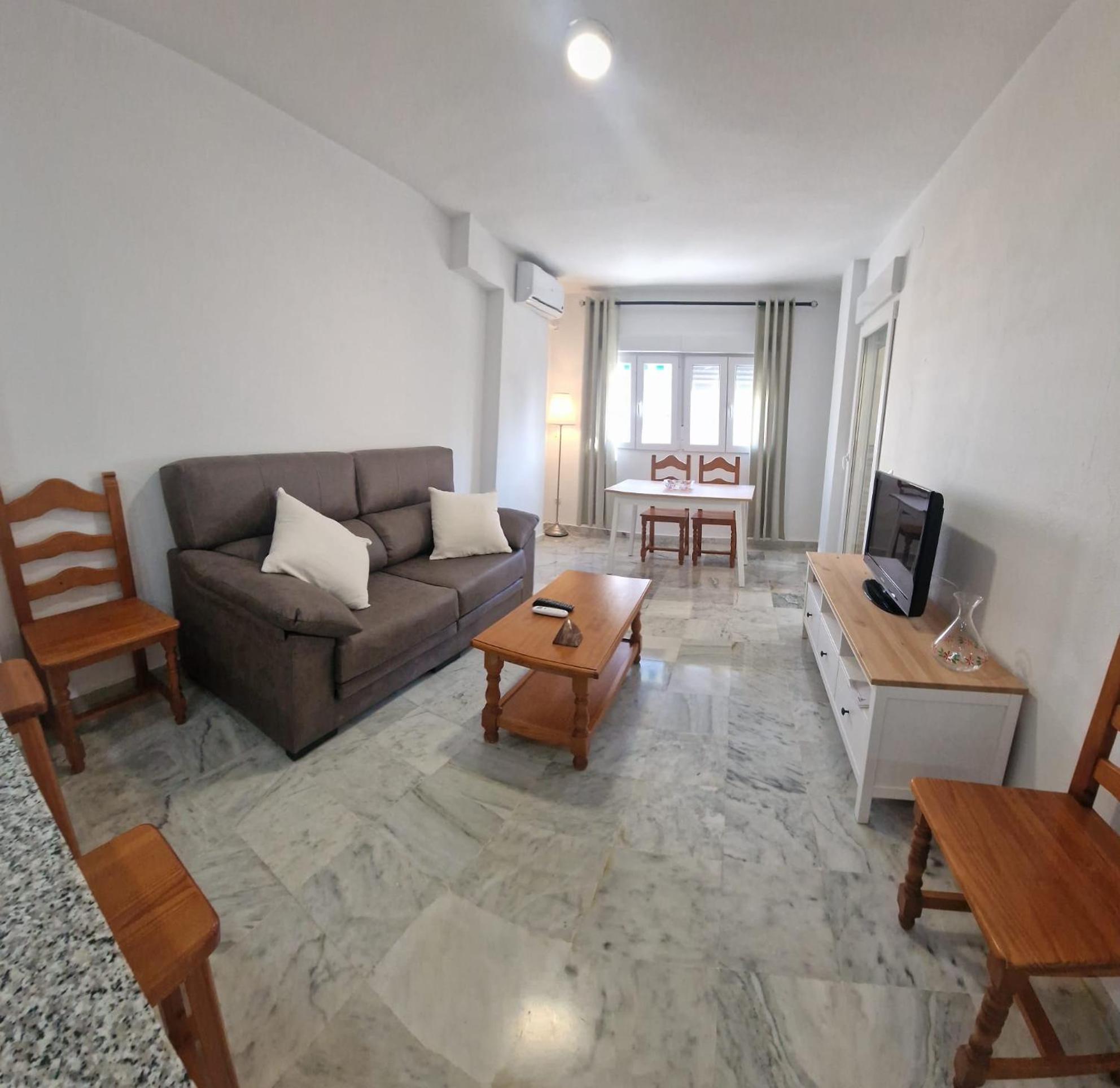 Castillo Cozy Apartment