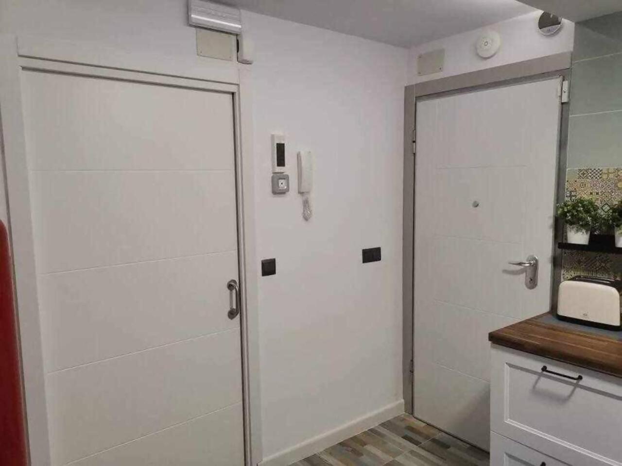 Centro Apto 1 Hab 2-4 Personas Piscina Wifi Terraza Ascensor 3 Planta Apartamento Torremolinos
