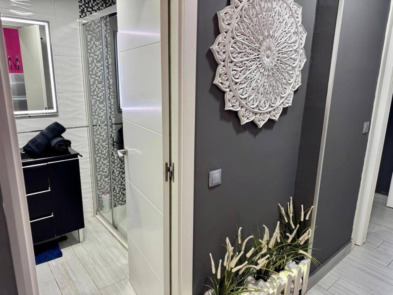 Luxury And Pink Vistasalmar Apartment *