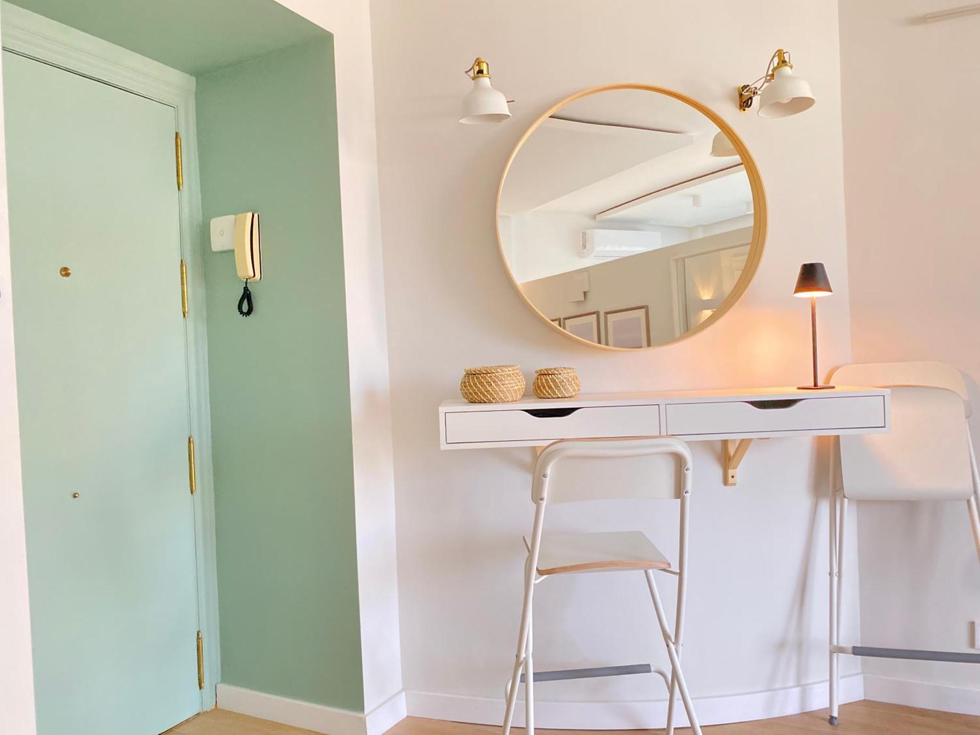 Apartment Dream Of Light And The Door *