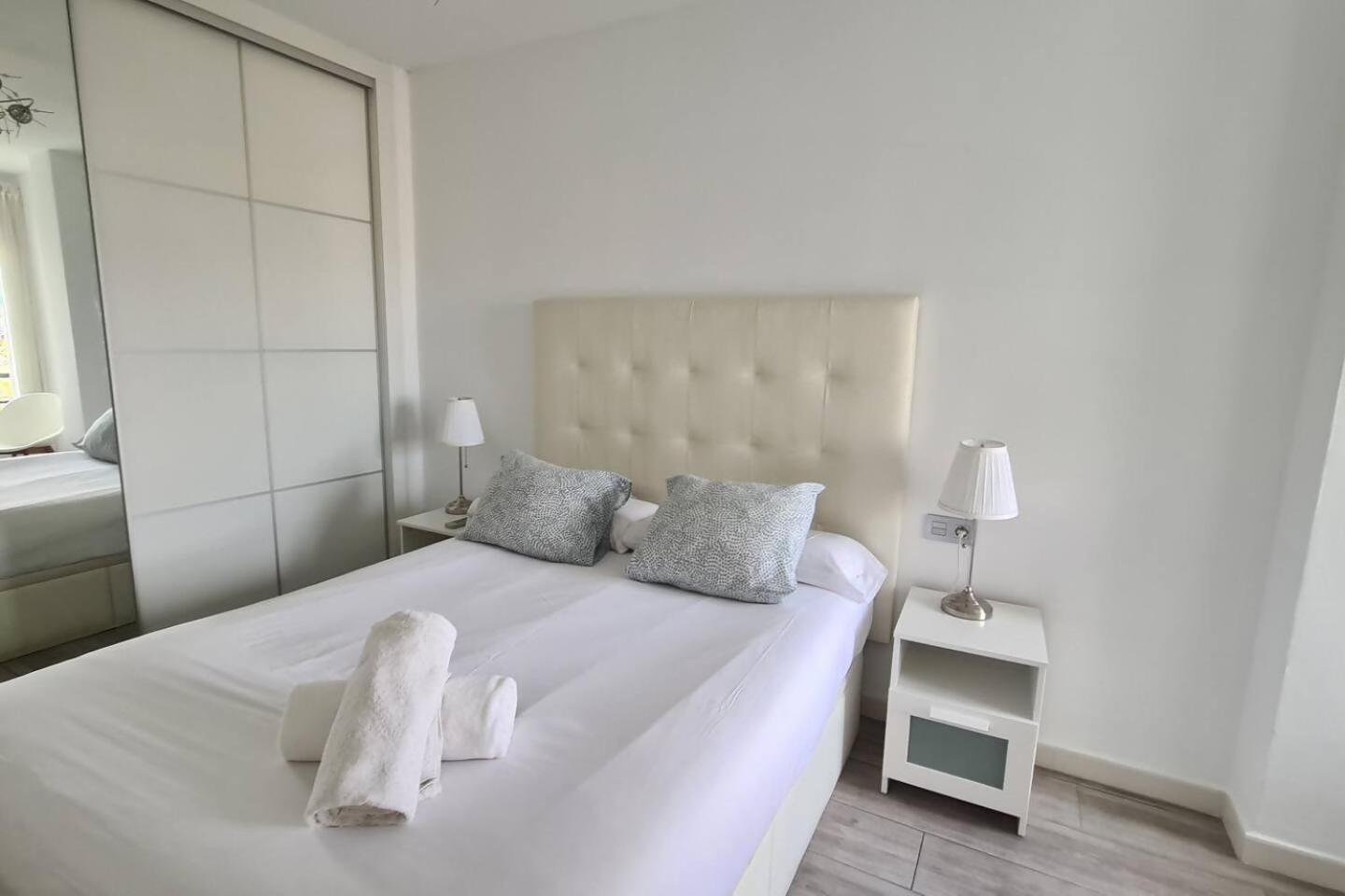 Playamarapto Soleado Piscina Y Playa Apartment