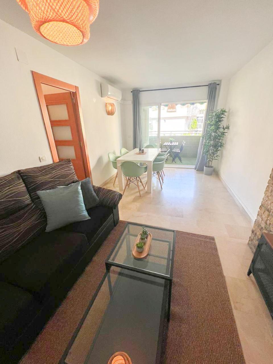 Large & Cozy Centrally * Torremolinos