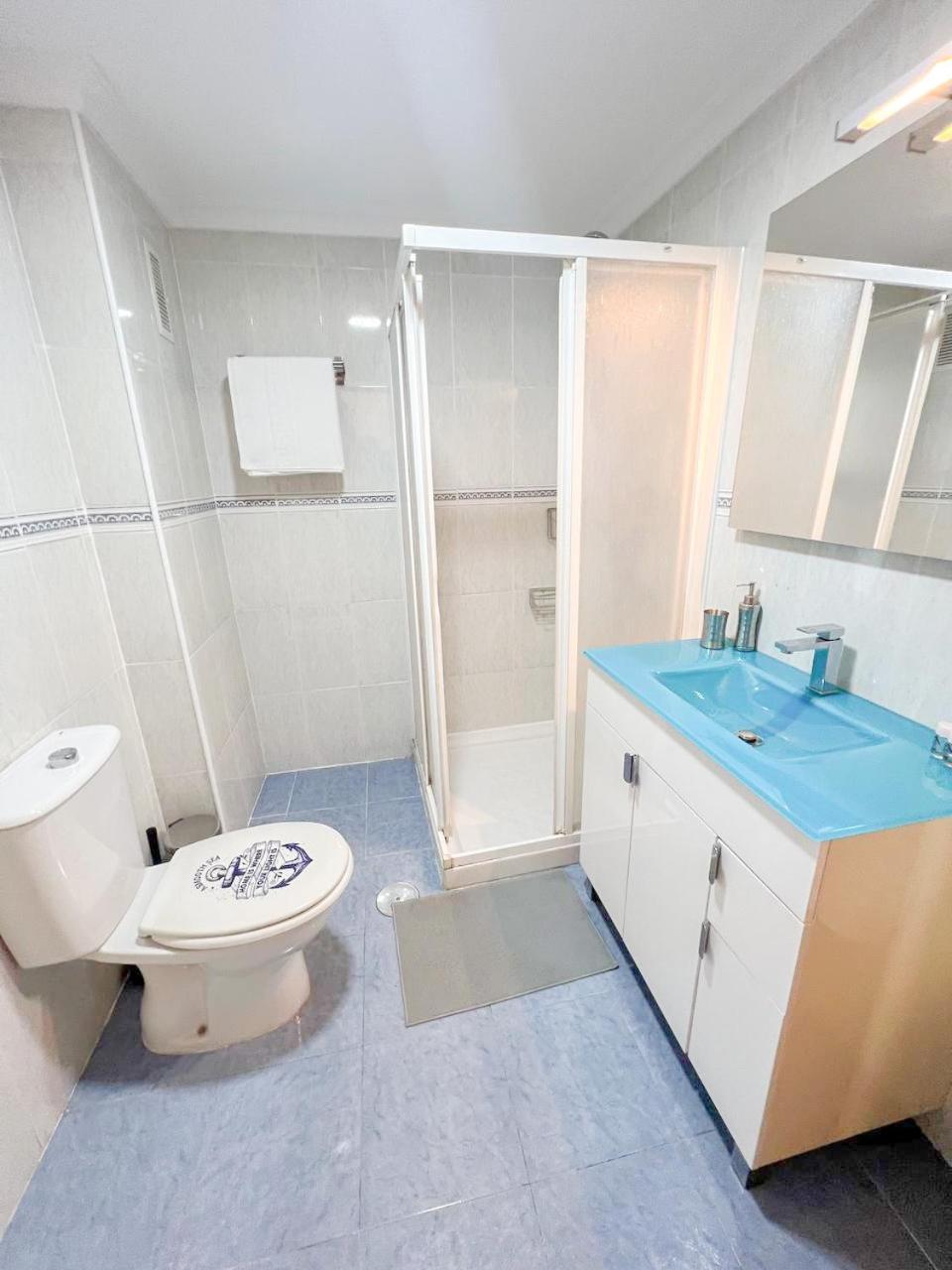 Large & Cozy Centrally *