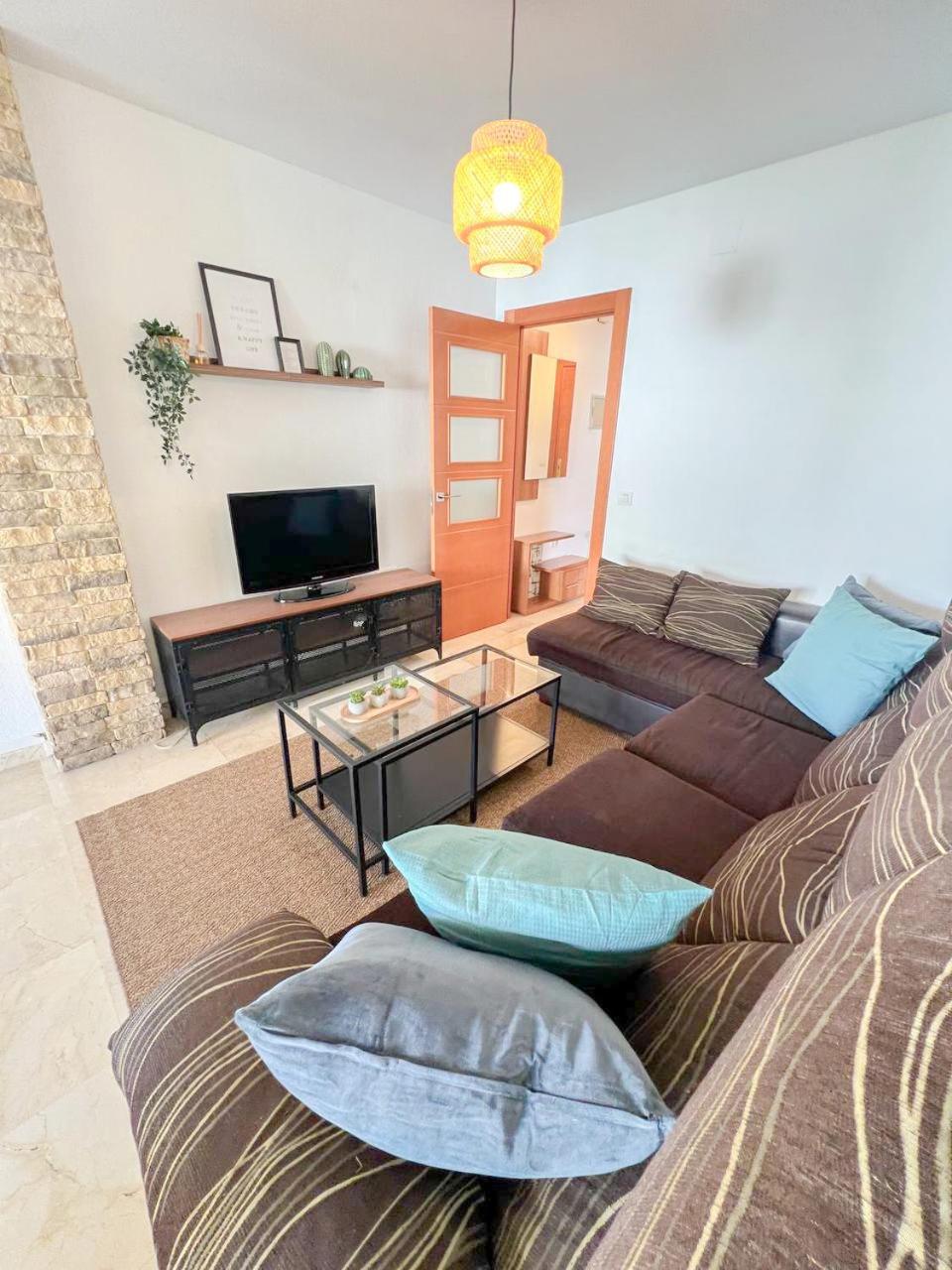 Apartment Large & Cozy Centrally *