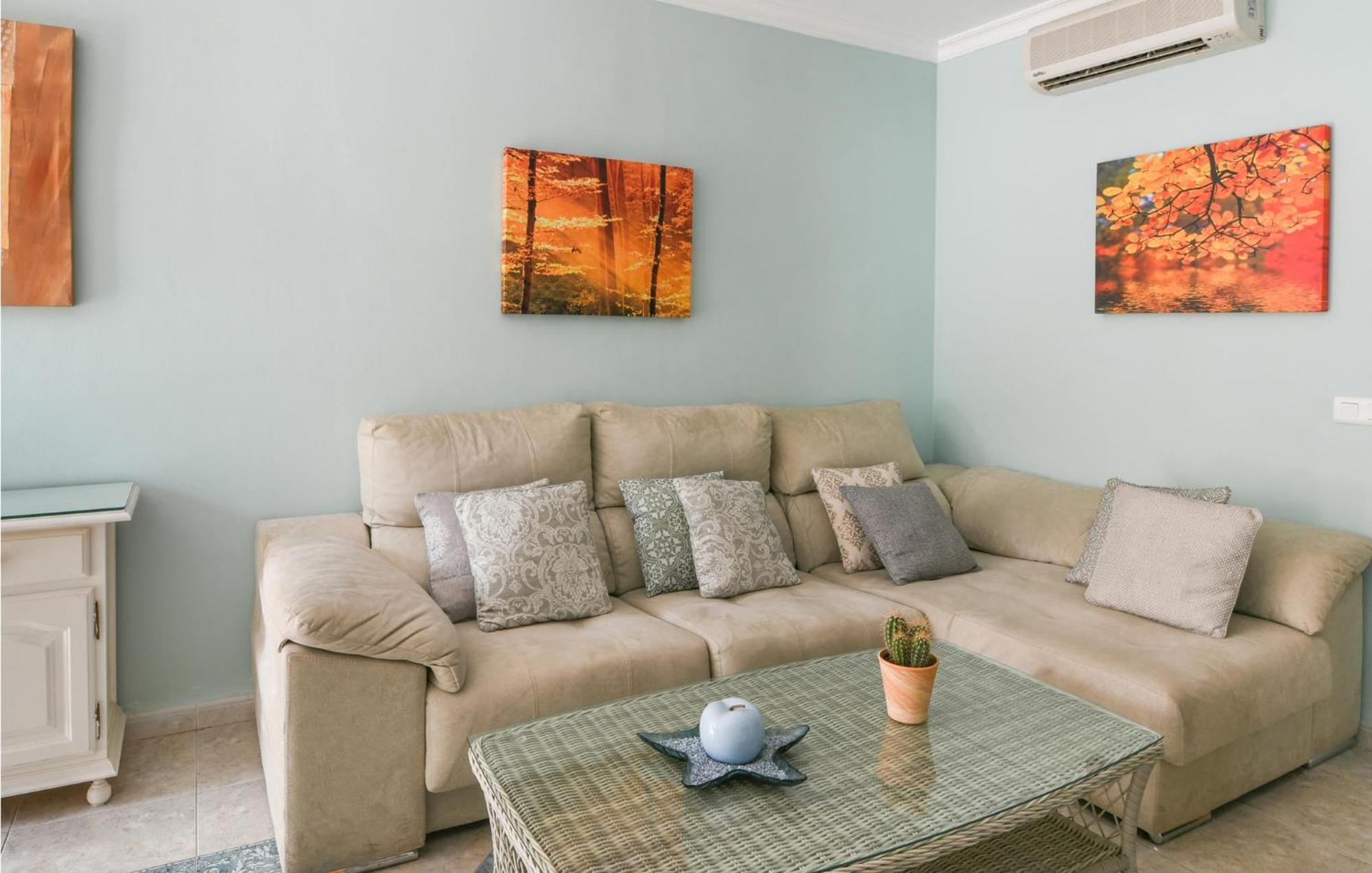 Apartamento Cozy In With Kitchen