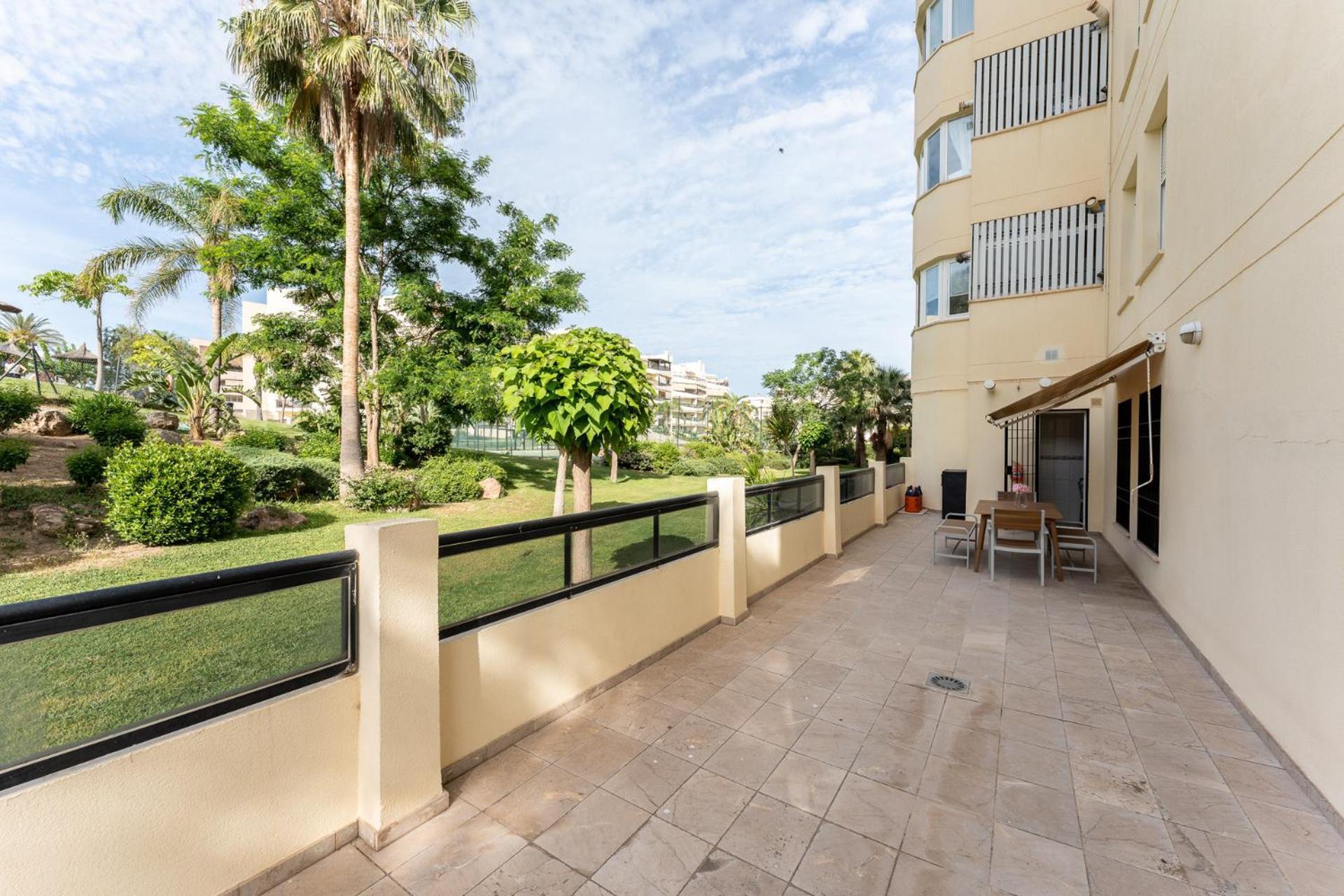 Malagasuite Terrace&pool Playamar *