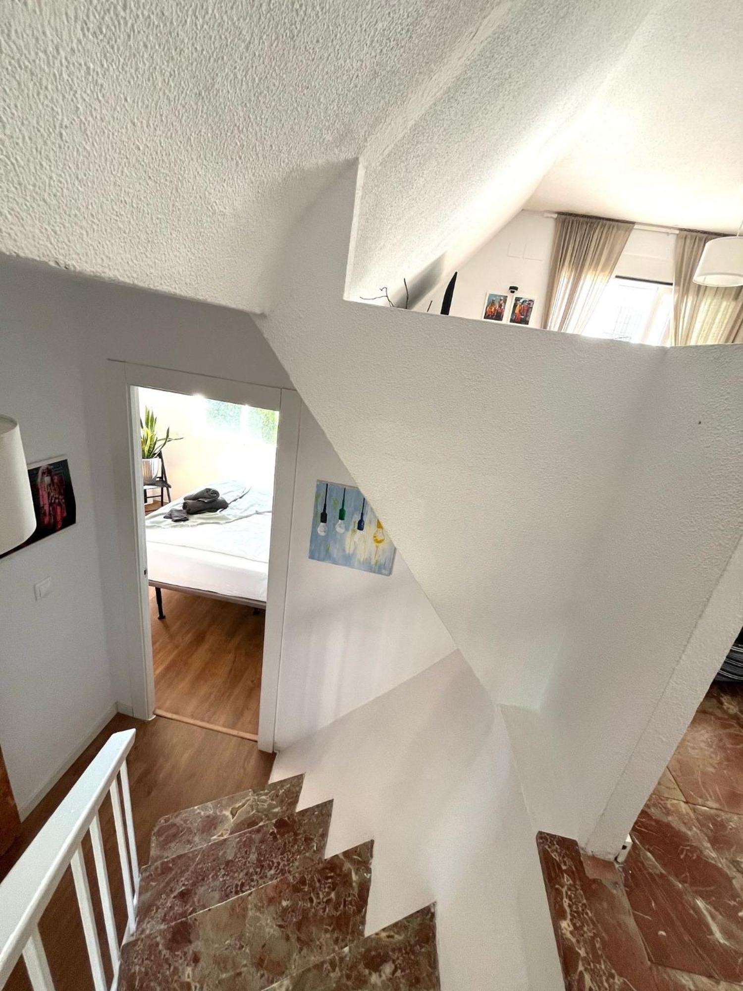 Casa Anselmsson - Your Dream Duplex Escape With A Pool * Torremolinos