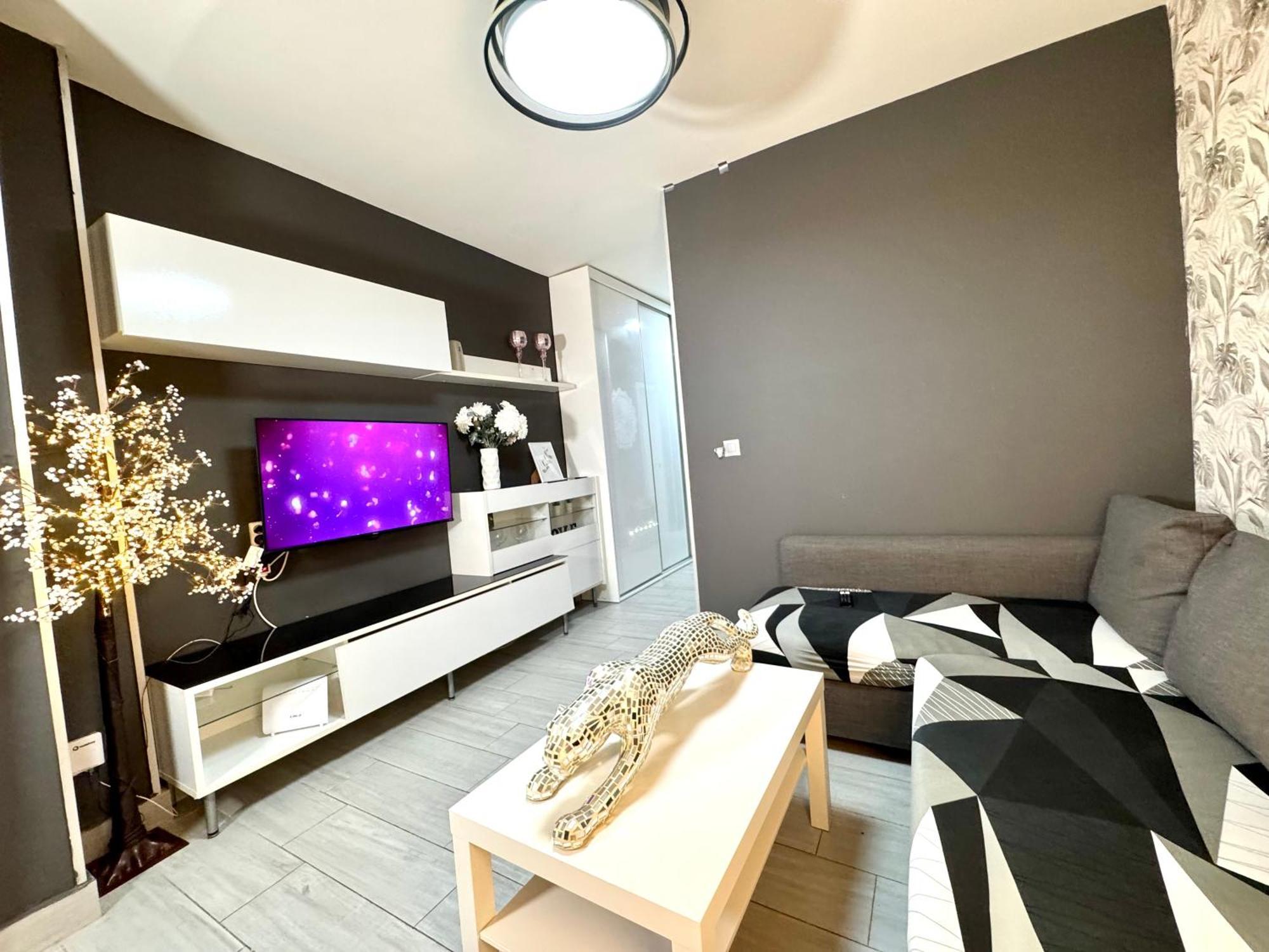 Luxury And Pink Vistasalmar Apartment *