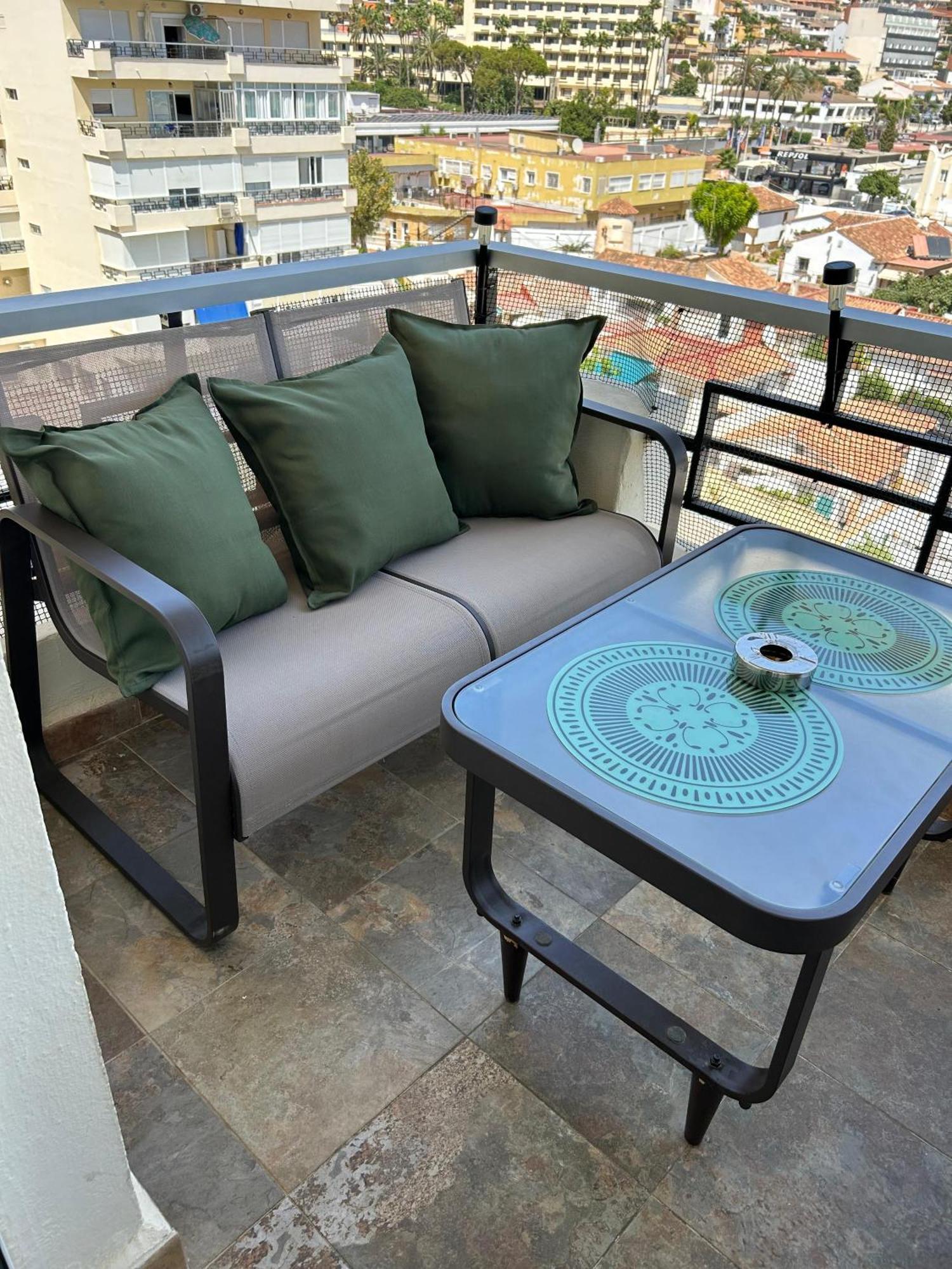 Totalmente Reformado Con Piscina Y Jardines Al Lado De La Playa De La Carihuela Appartement *