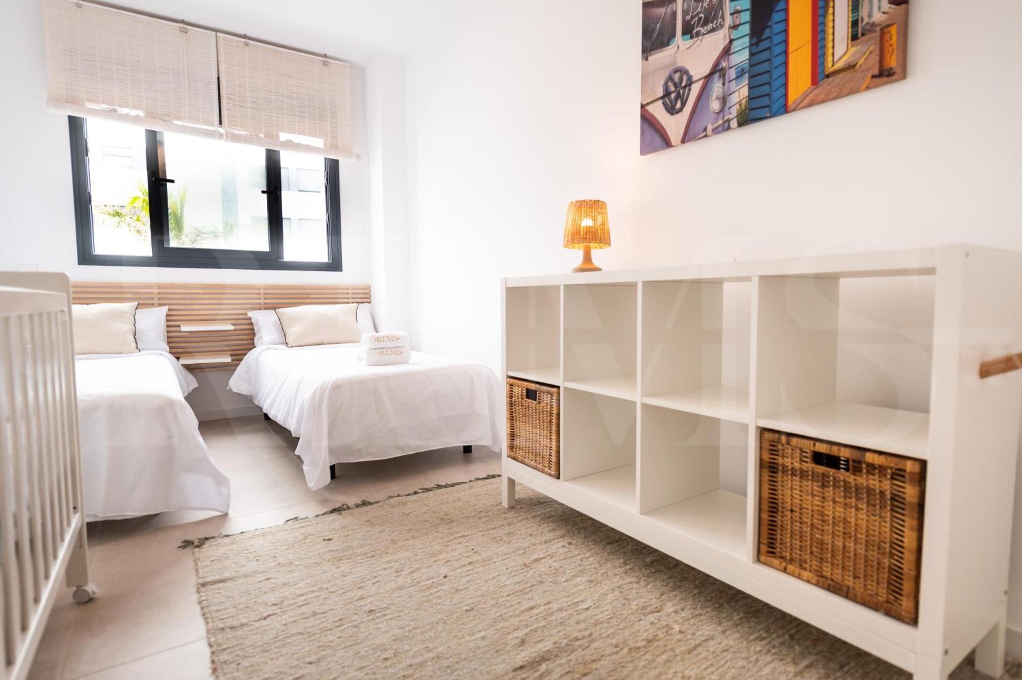 Apartment Beachside Escape With Parking And Pool Rems Torremolinos