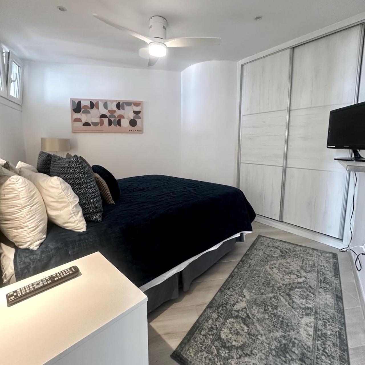 Penthouse Torres Apartment