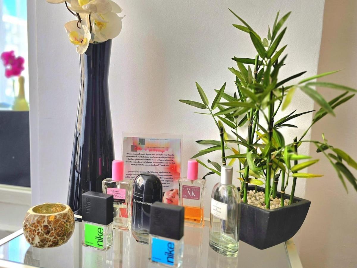The Harmony Luxe Center With Seasonal Pool Free Wifi And Netflix By Namaste Elite Apartment Torremolinos
