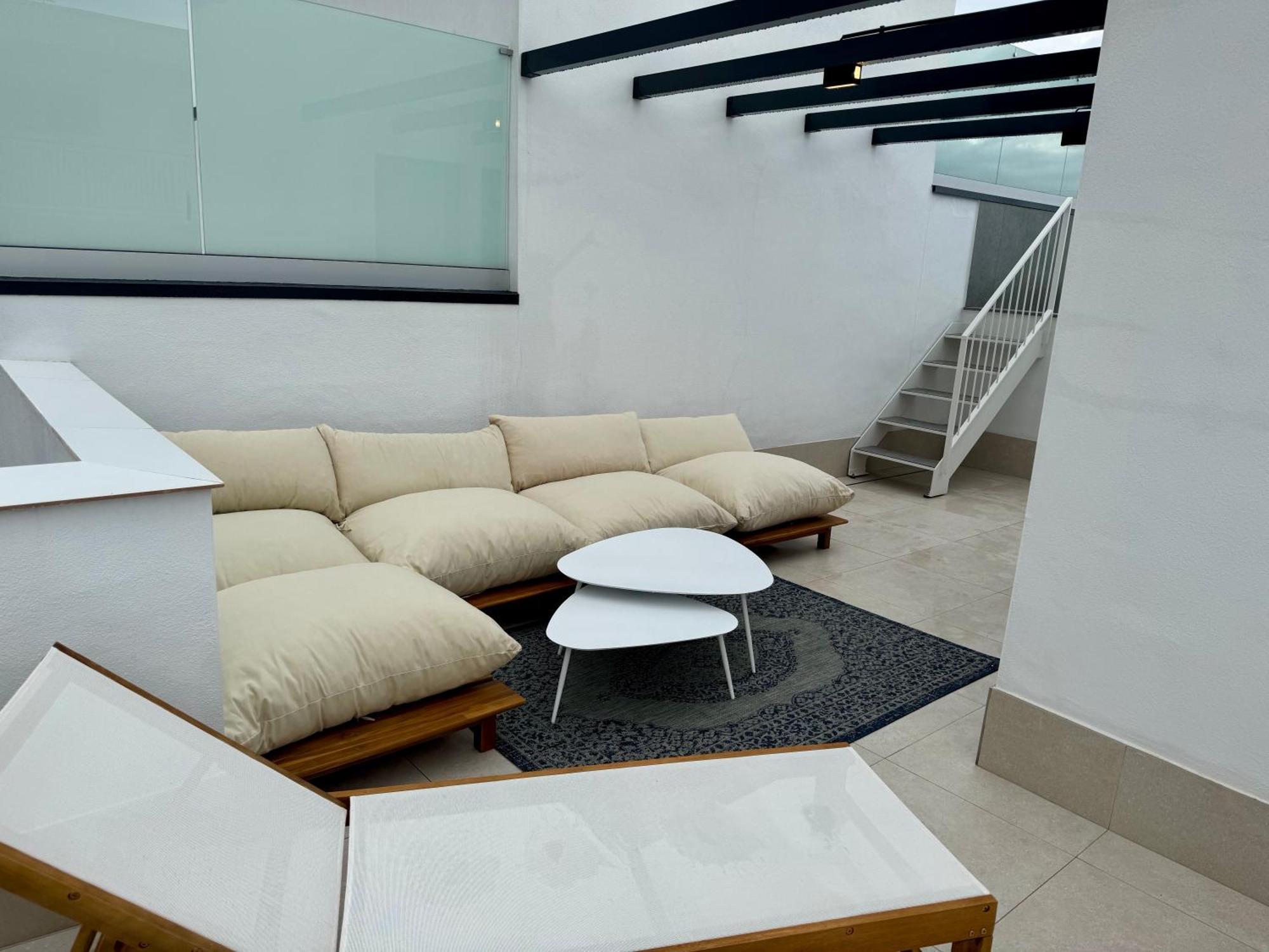 Delsol - Modern Private Pool Short Walk To Villa *
