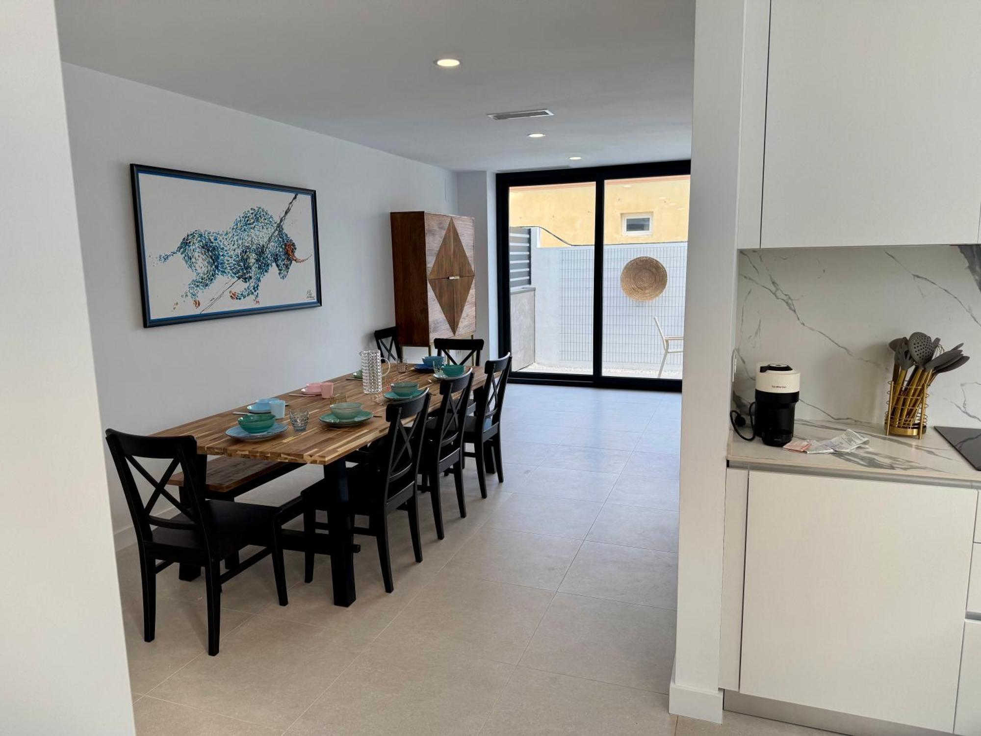 Delsol - Modern Private Pool Short Walk To Villa Torremolinos