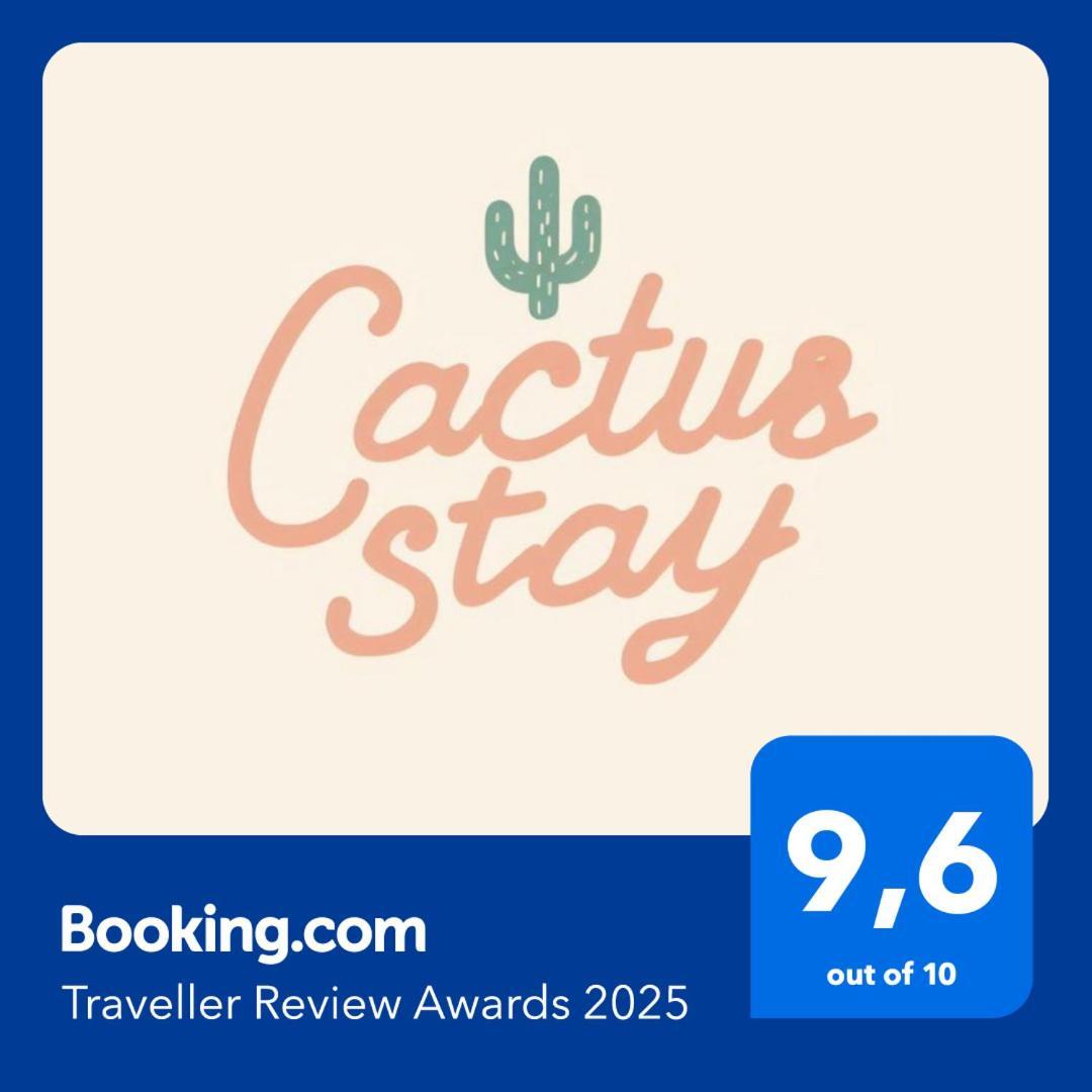 Cactus Apartment *