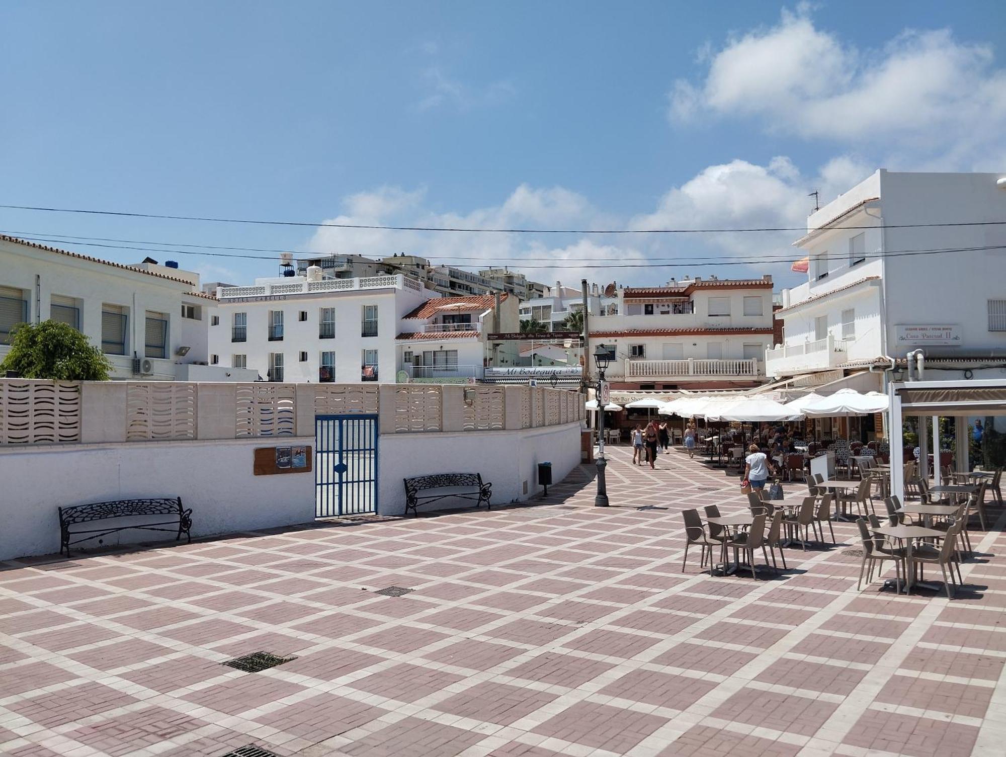 Lidia Planta 1, La Carihuela 1ª Linea Playa, Vistas Mar, 1 Dormitorio, 52 M2, 1-3 Huesped, Amplio Balcon, Wifi Apartment