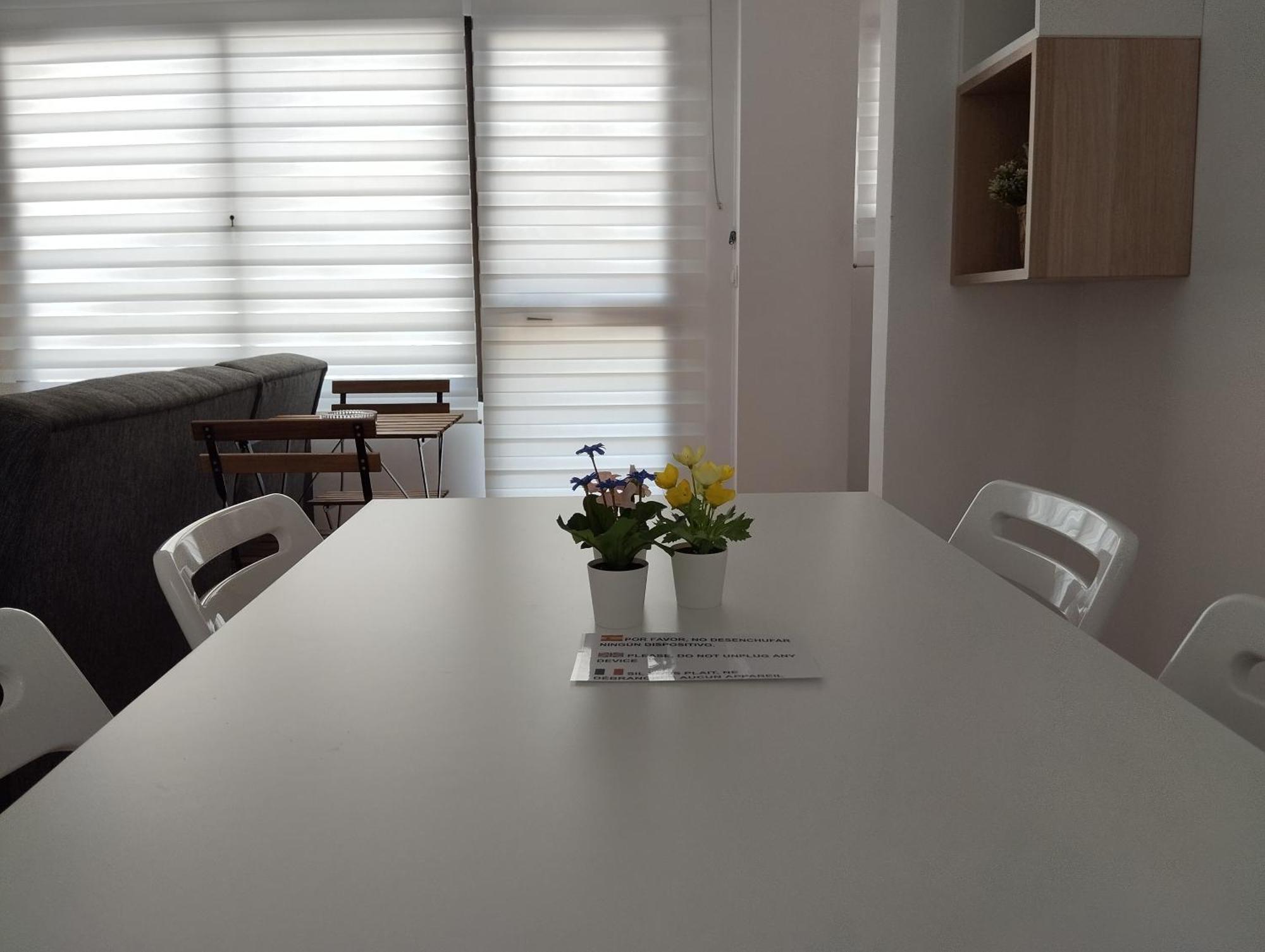 Lidia Planta 1, La Carihuela 1ª Linea Playa, Vistas Mar, 1 Dormitorio, 52 M2, 1-3 Huesped, Amplio Balcon, Wifi