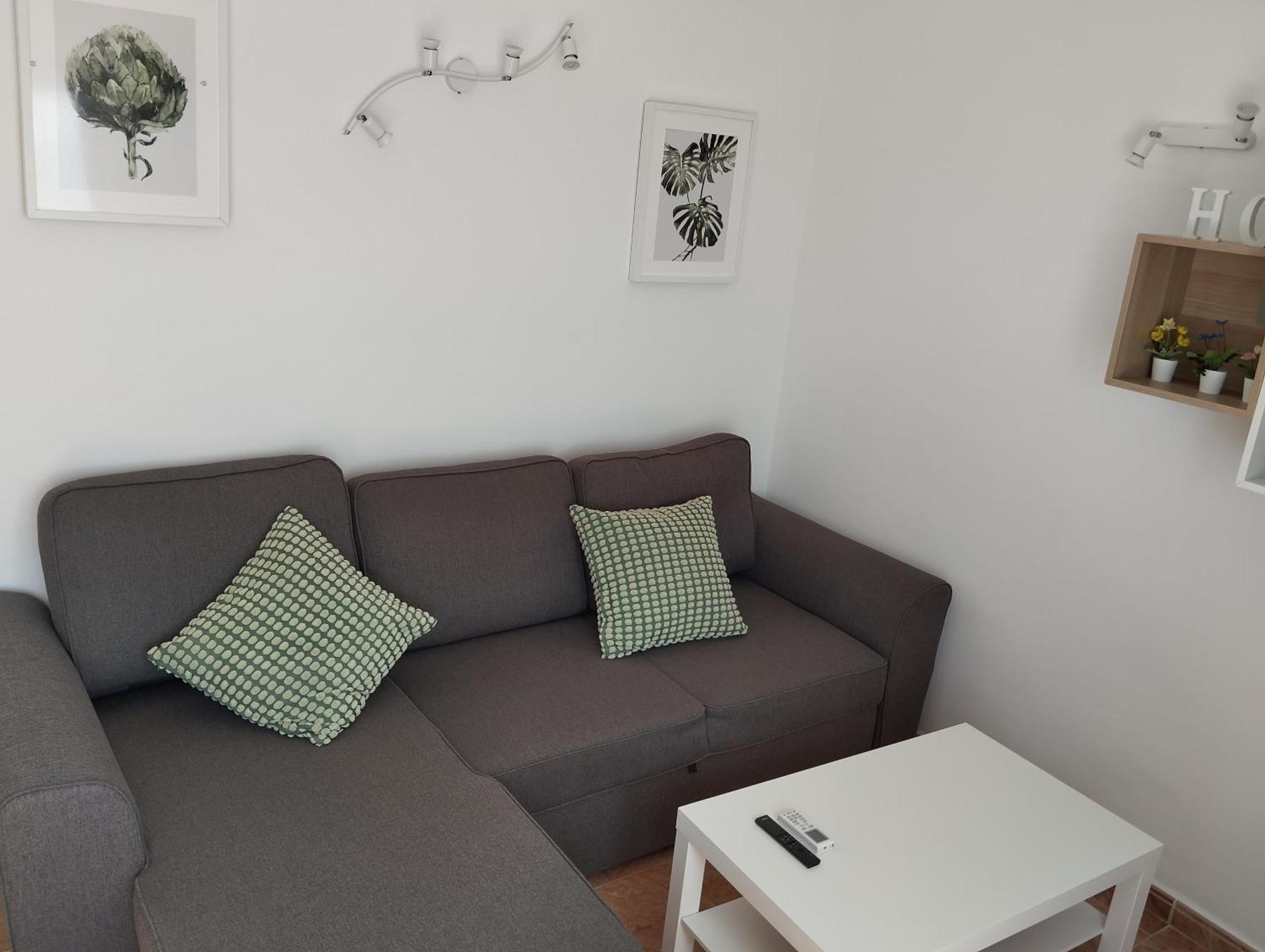 Lidia Planta 2, La Carihuela 1ª Linea Playa, Vistas Mar, Buhardilla 1 Dormitorio, 40 M2, 1-3 Huesped, Terraza, Wifi
