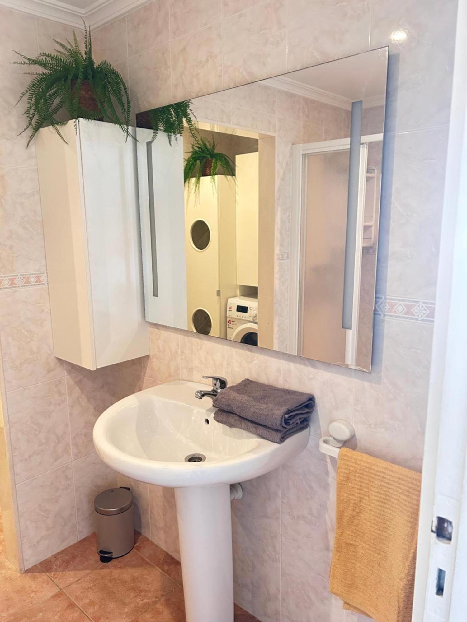 - Carihuela Park Apartment