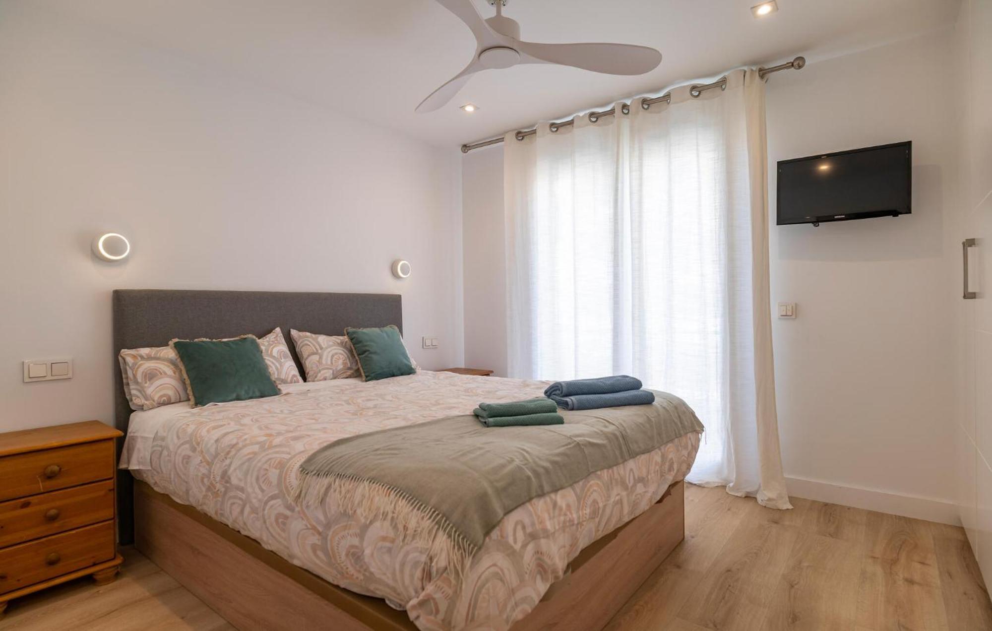 Apartment 2 Bedroom Amazing In