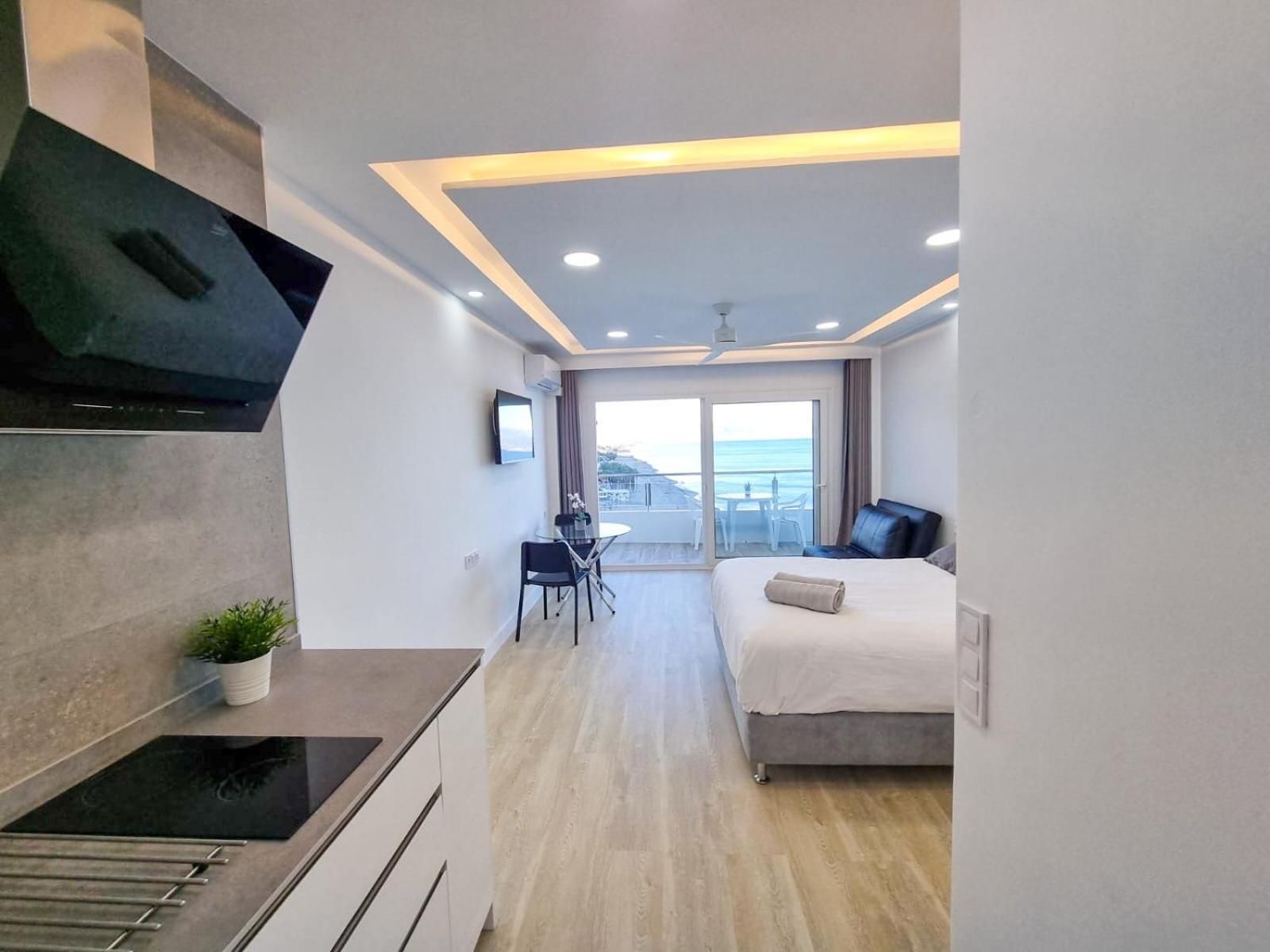 Apartment Spectacular Sea Views