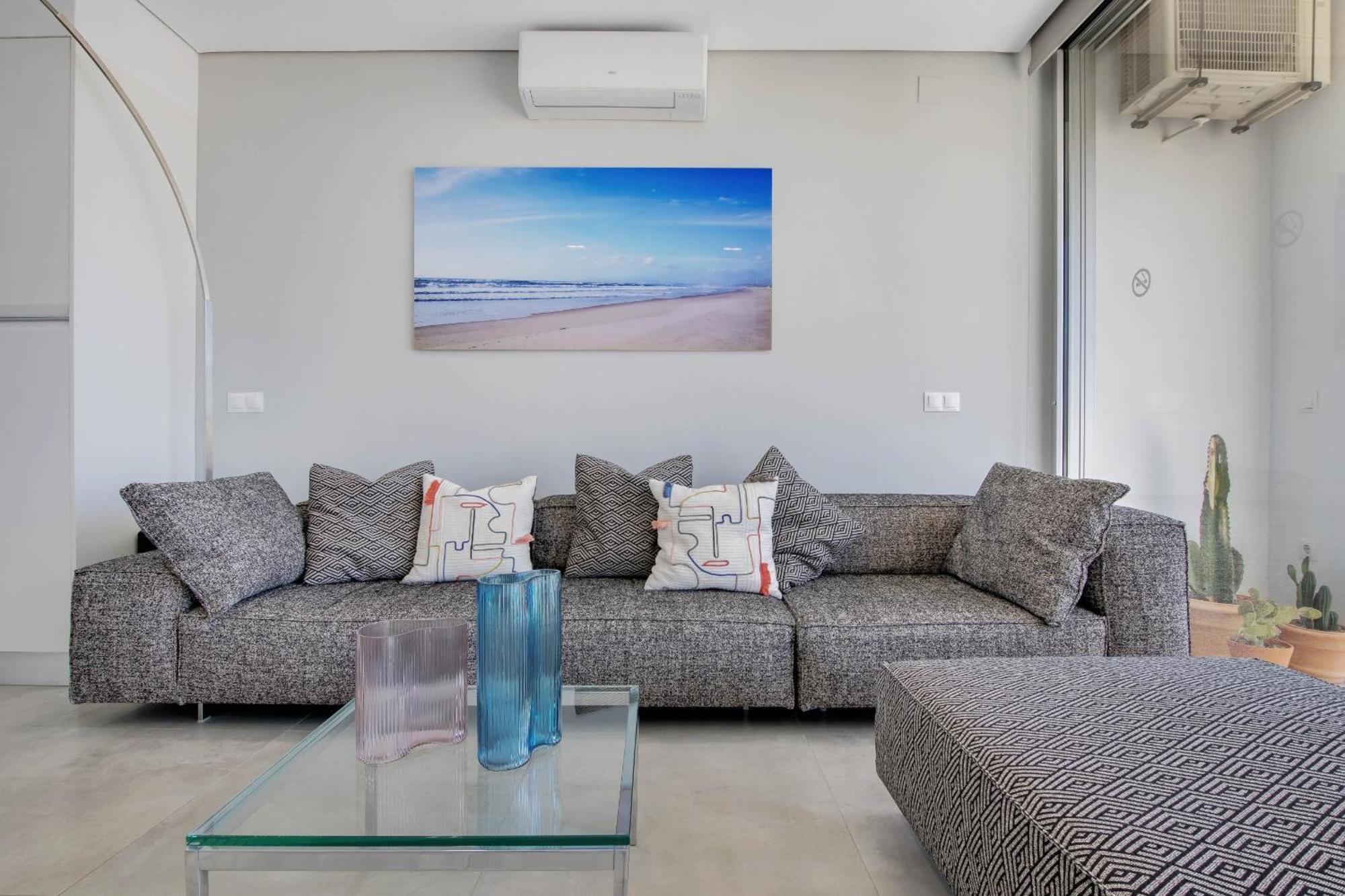 Moderno Con Impresionantes Vistas Al Mar
