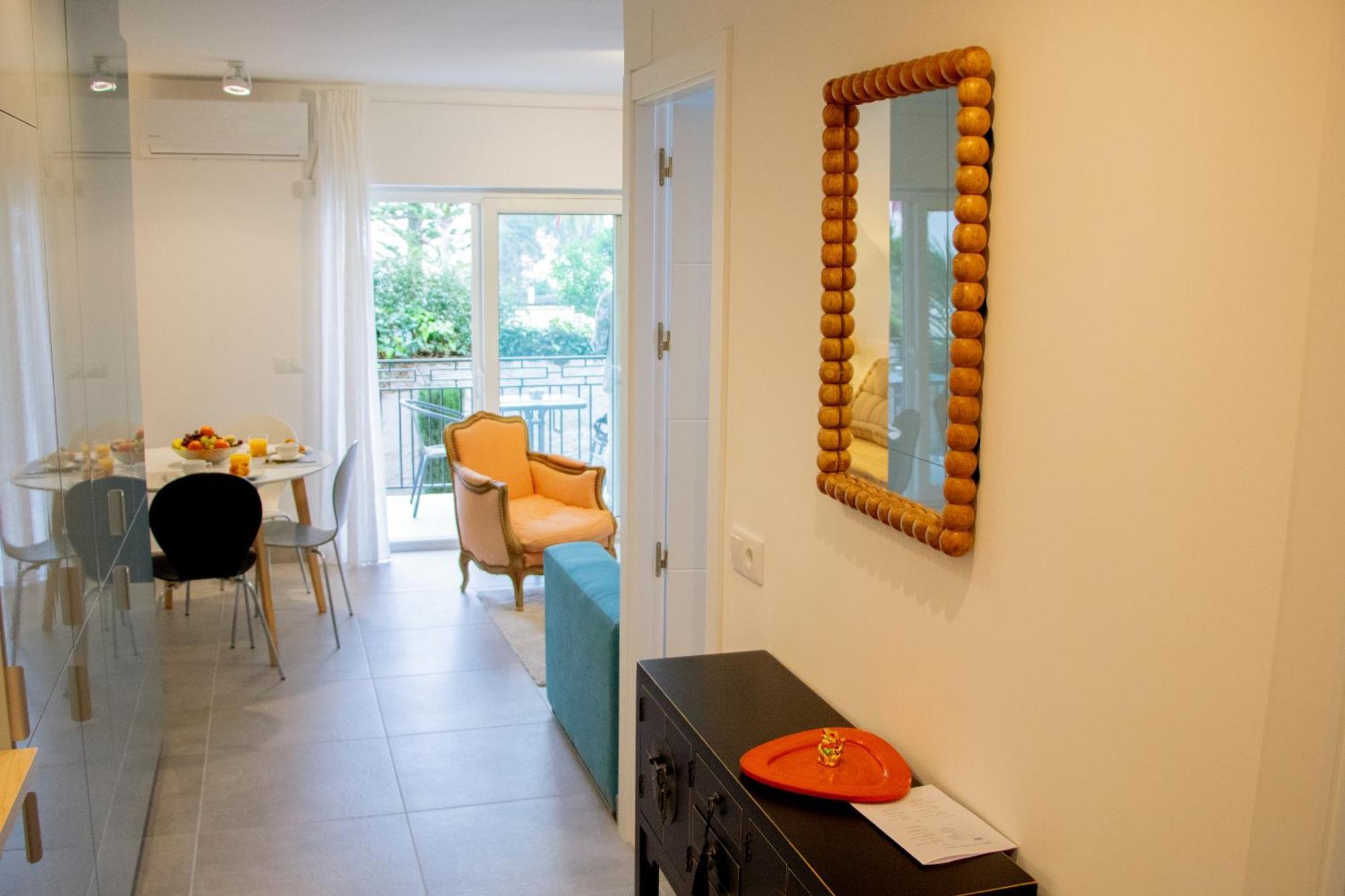 Colmena 69 Center Apartment