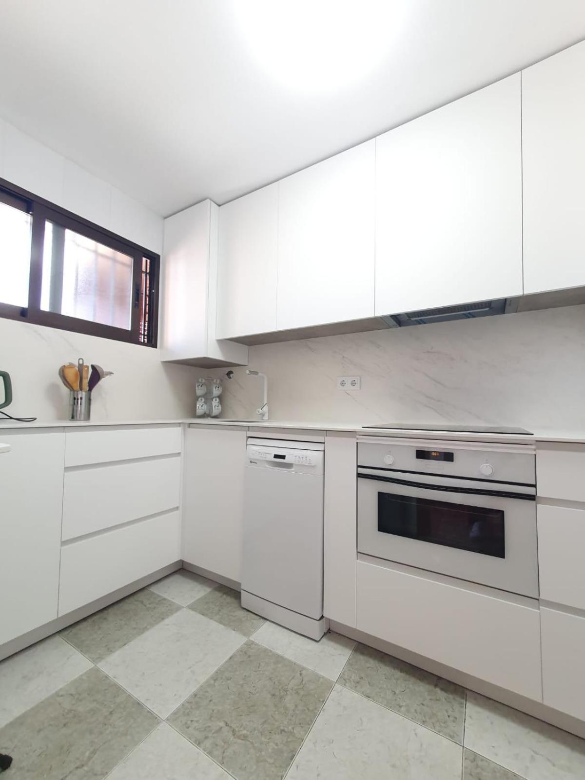 Apartment La Carihuela A 150 Metros De La Playa Con Espectaculares Vistas Torremolinos