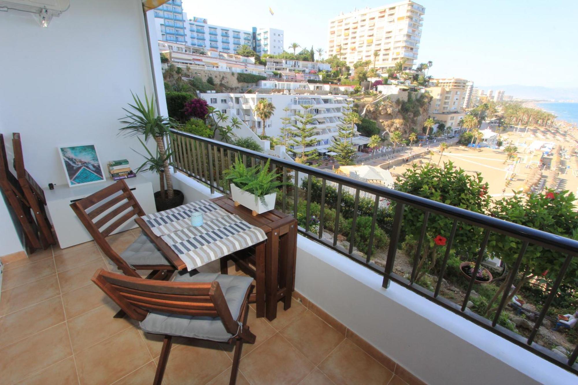 Amazing In Front Of The Sea Torremolinos
