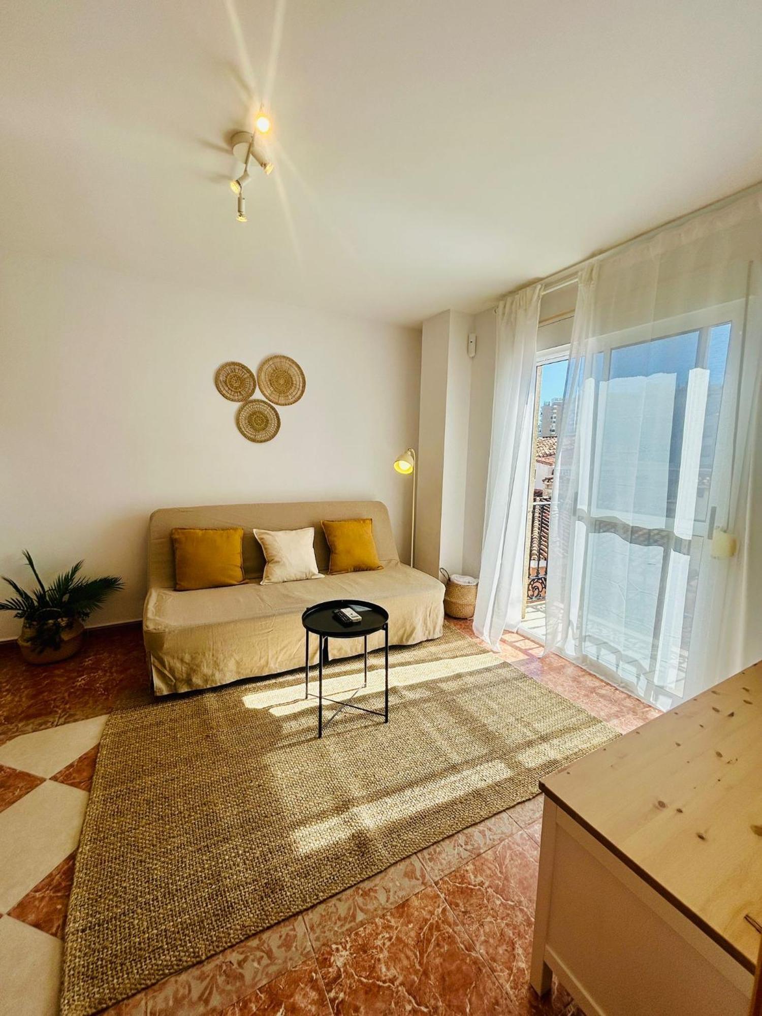 Estrella Del Mar - Carihuela, Playa Apartment *