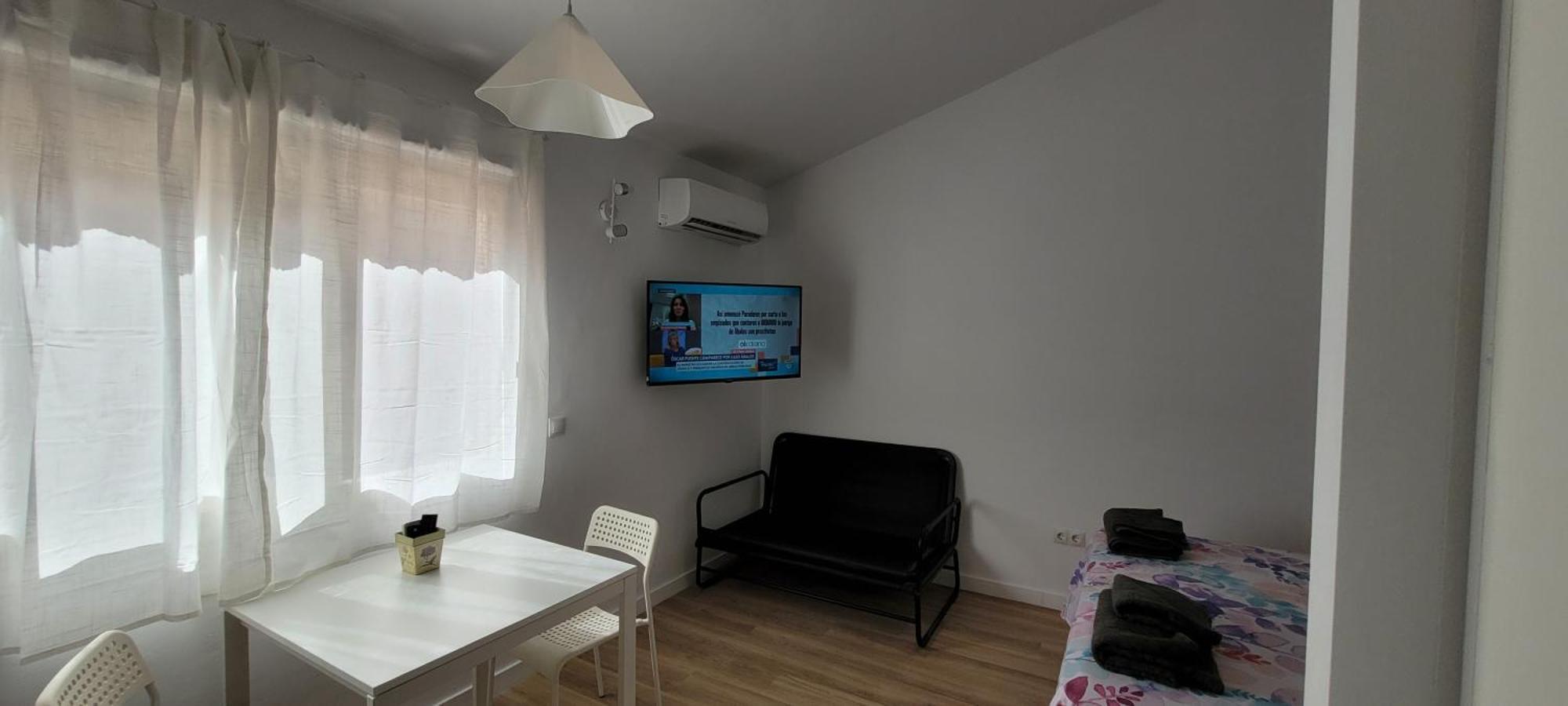 Appartement Carihuela Renovado - Wifi 365 Mbps - Fire Stick Amazon - Playa A 50 Metros