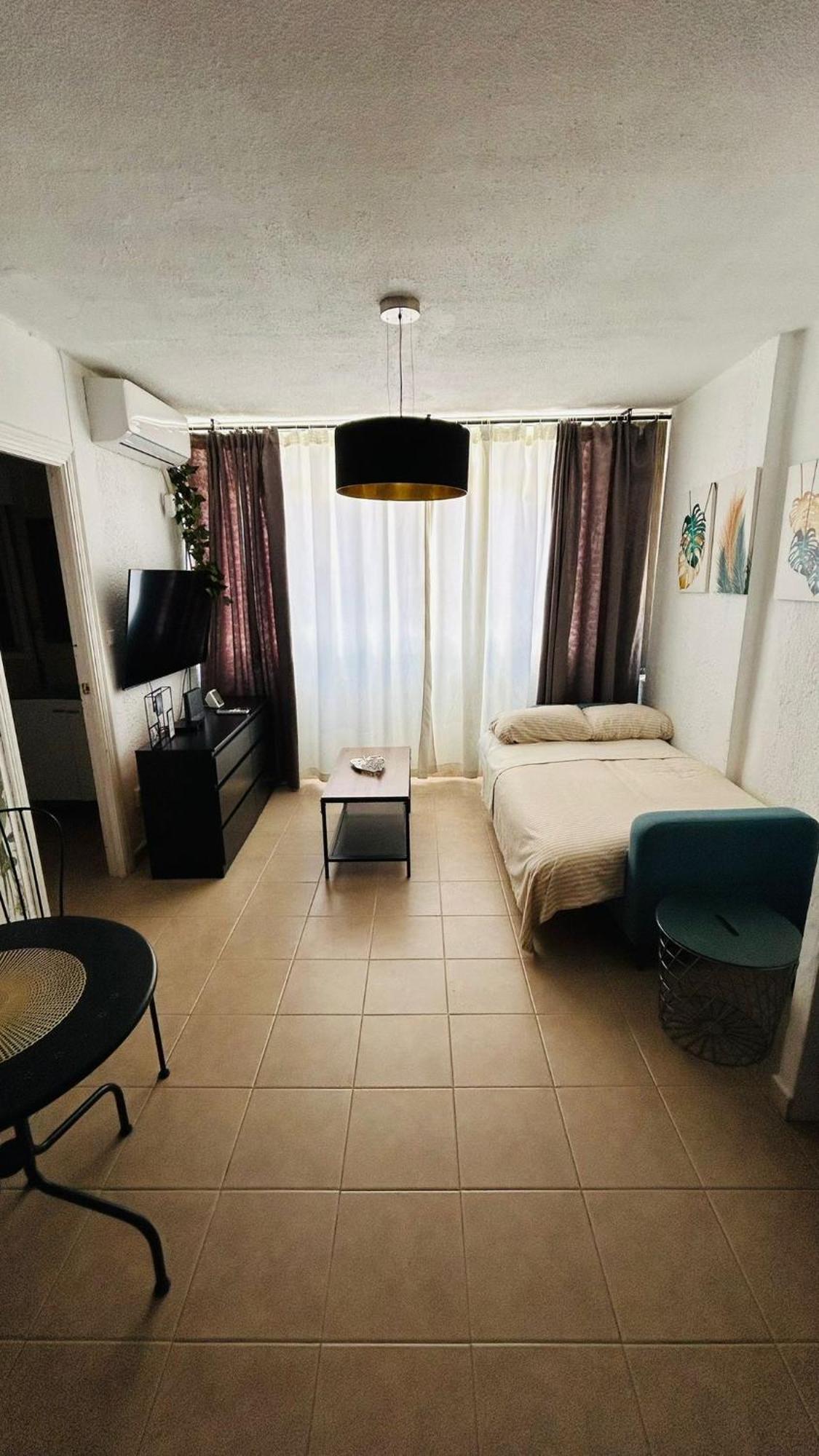 Estudio Amplio En El Corazon De Apartment