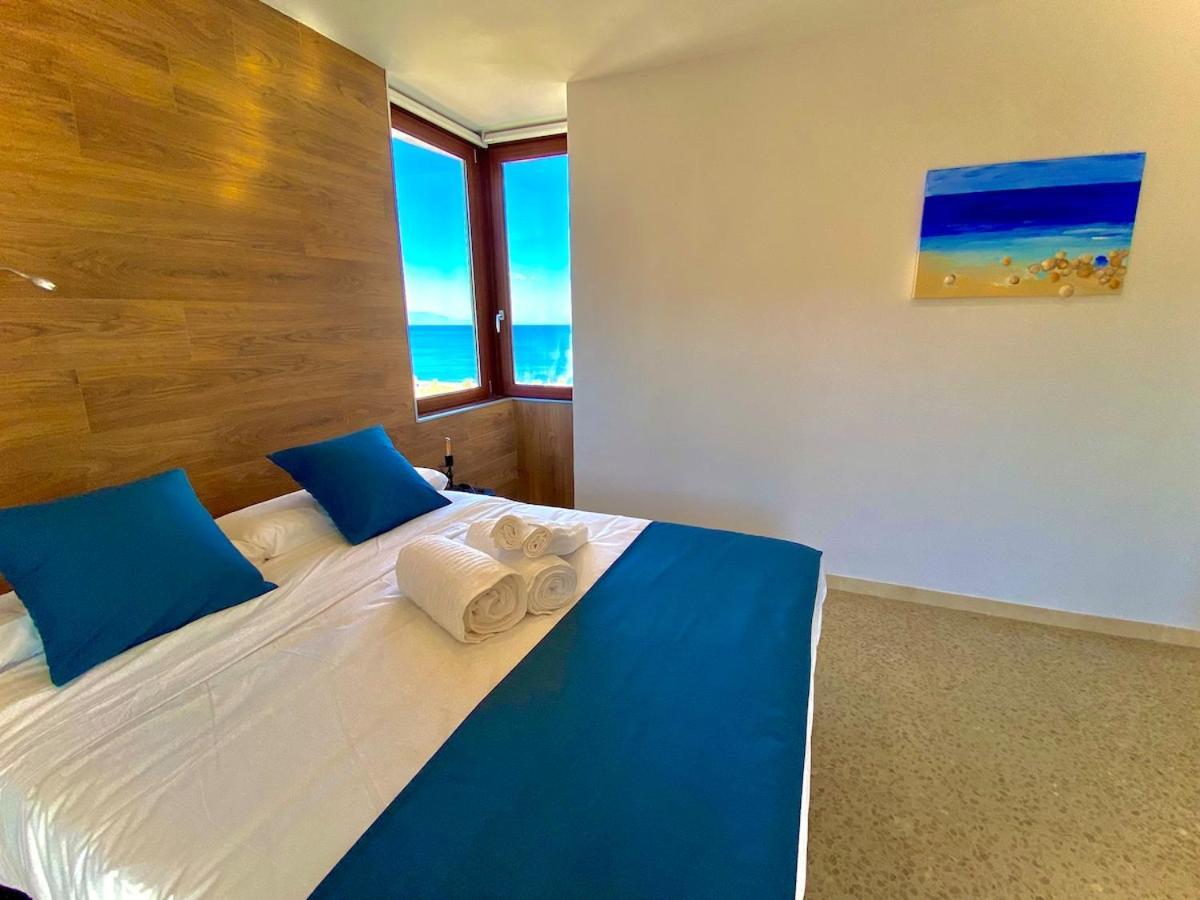 La Carihuela Terrace, Sea Views And Pool * Torremolinos