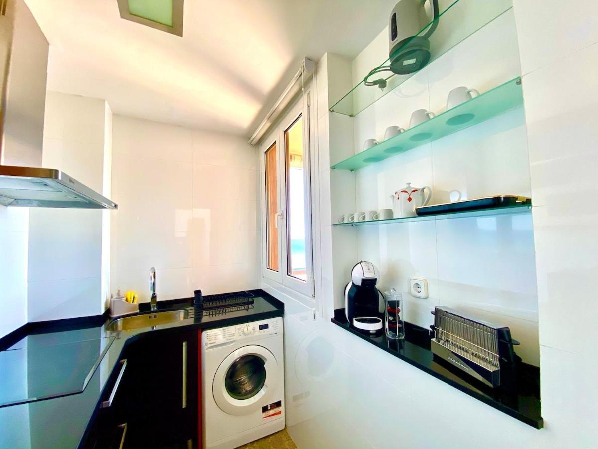 La Carihuela Terrace, Sea Views And Pool Apartment *