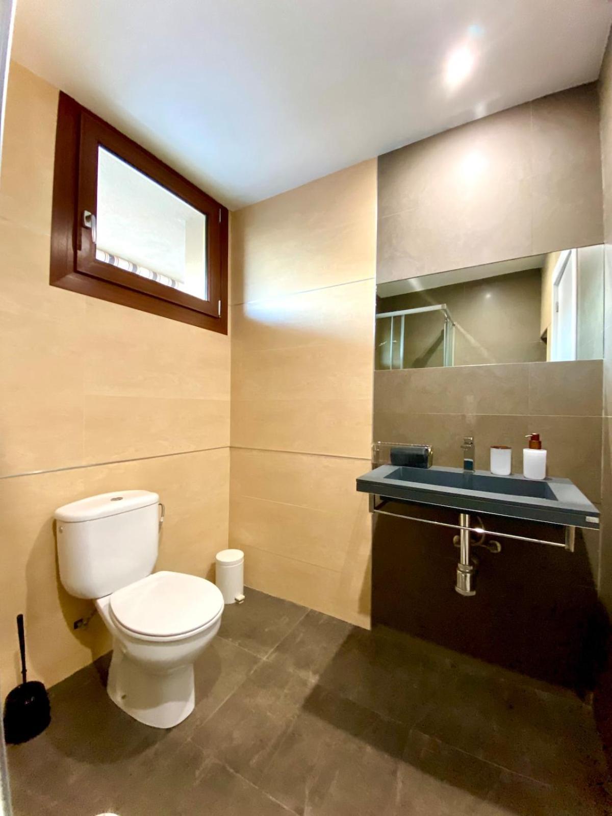 La Carihuela Terrace, Sea Views And Pool Apartment *