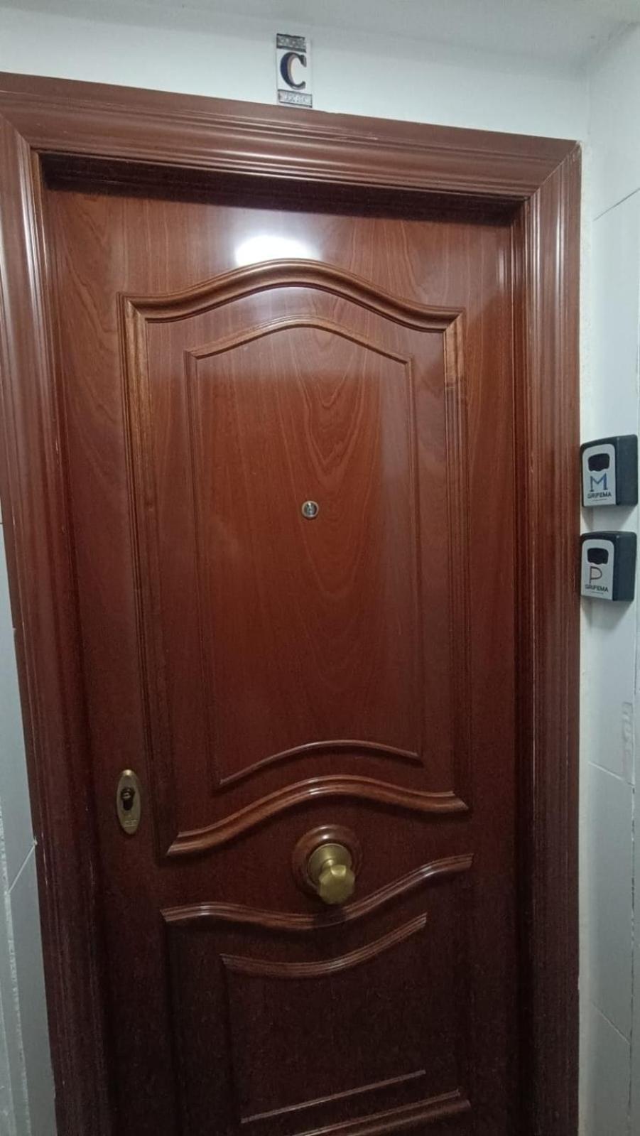 Cama Matrimonio Piso Compartido Torremolinos
