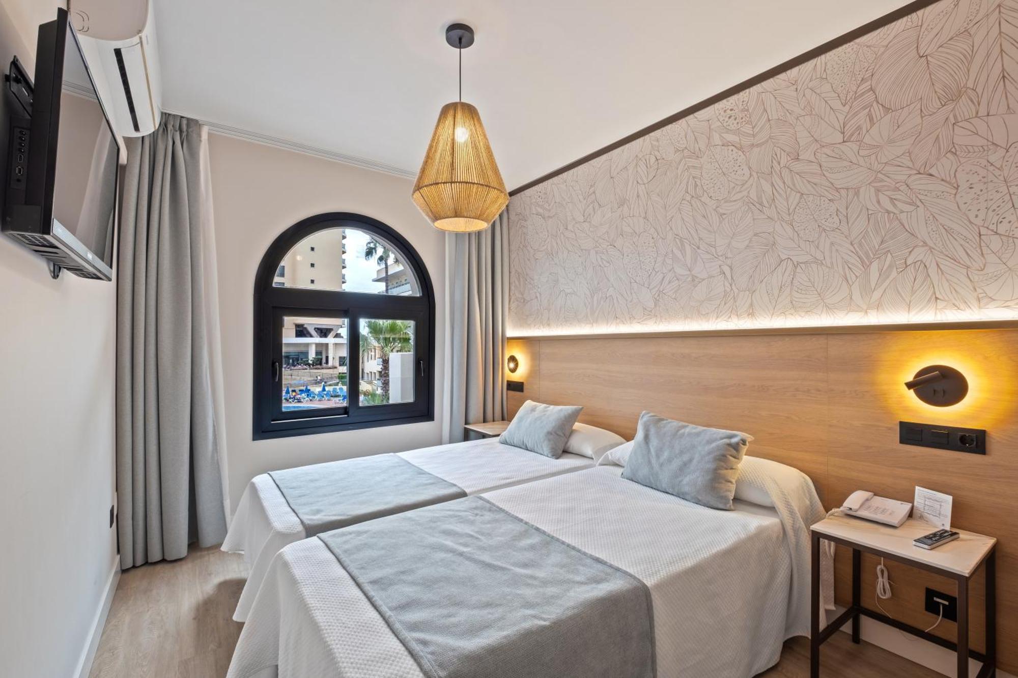 Puente Real Hotel