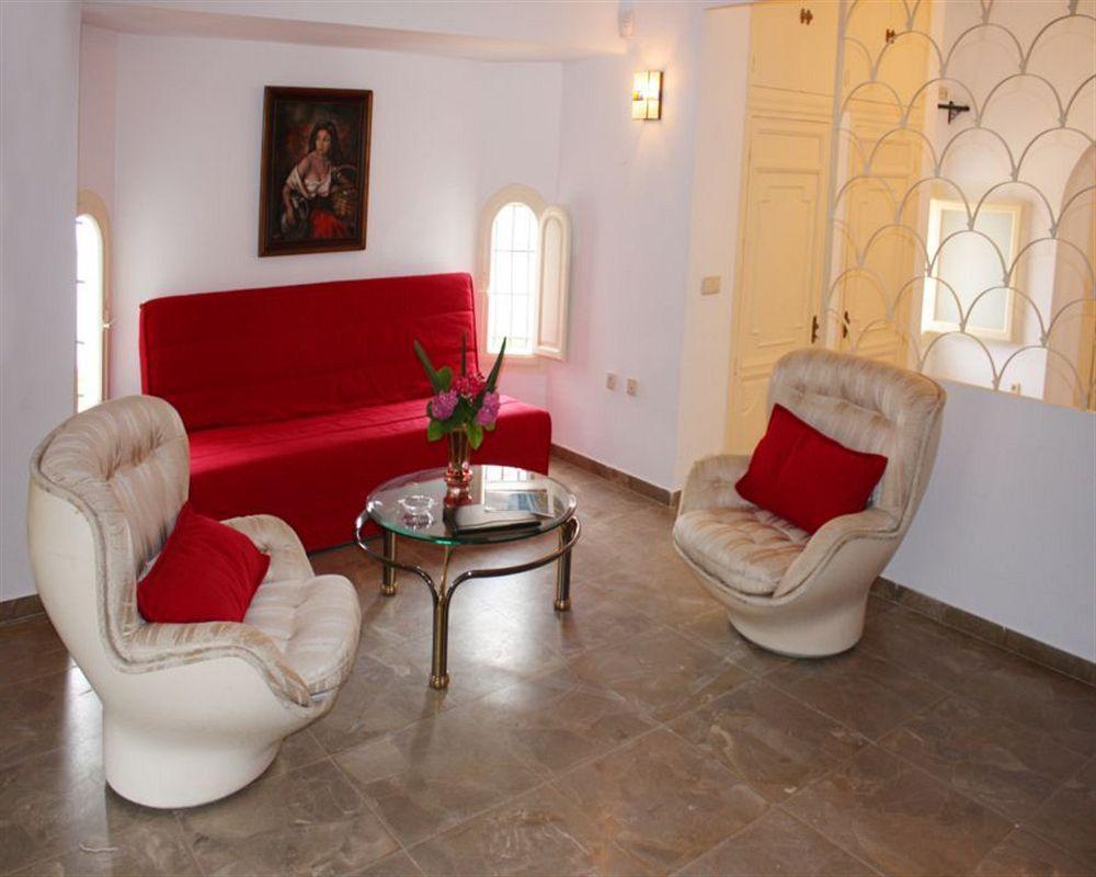 Residencia Miami 2*