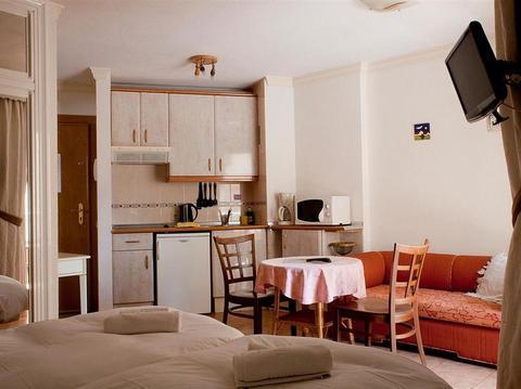 Hotel Palm Carihuela 2*