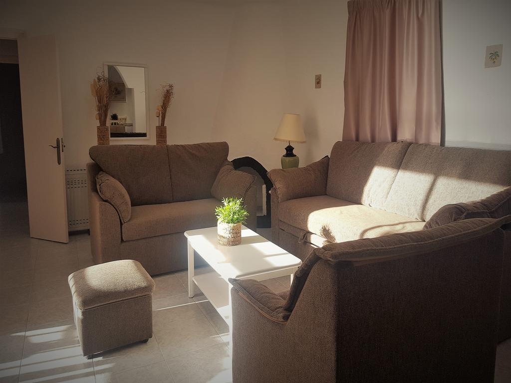 Casa Blanca *
